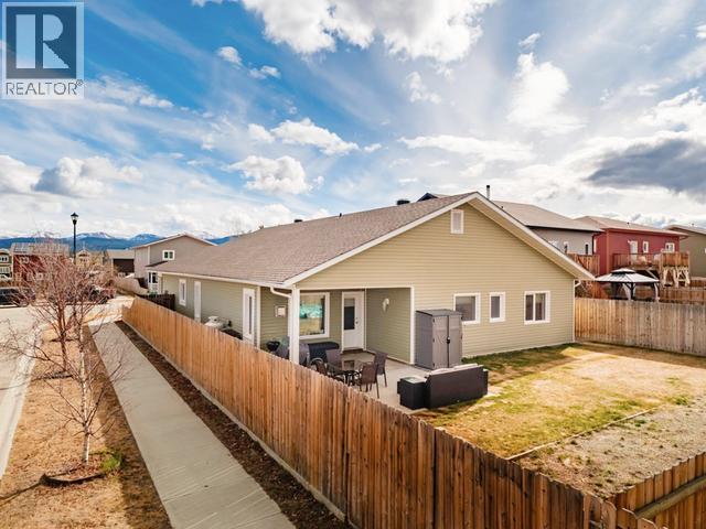 43 Dora Crescent, Whitehorse, Yukon  Y1A 0K9 - Photo 2 - 17269