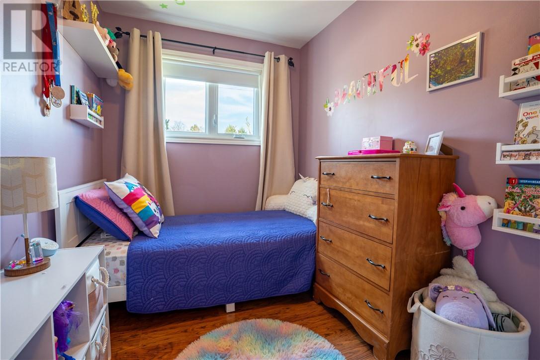 297 Sixth, Lively, Ontario  P3Y 1M4 - Photo 11 - 2127880