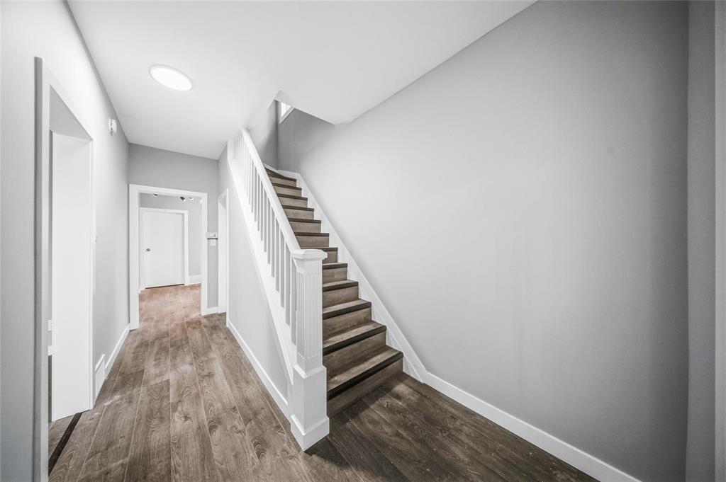 586 Machray Avenue, Winnipeg, Manitoba  R2W 1A9 - Photo 6 - 202610885