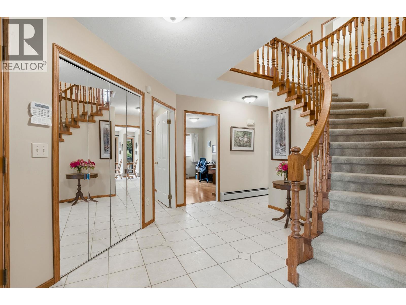 2866 Mara Drive, Coquitlam, British Columbia  V3C 5L2 - Photo 5 - R3124095
