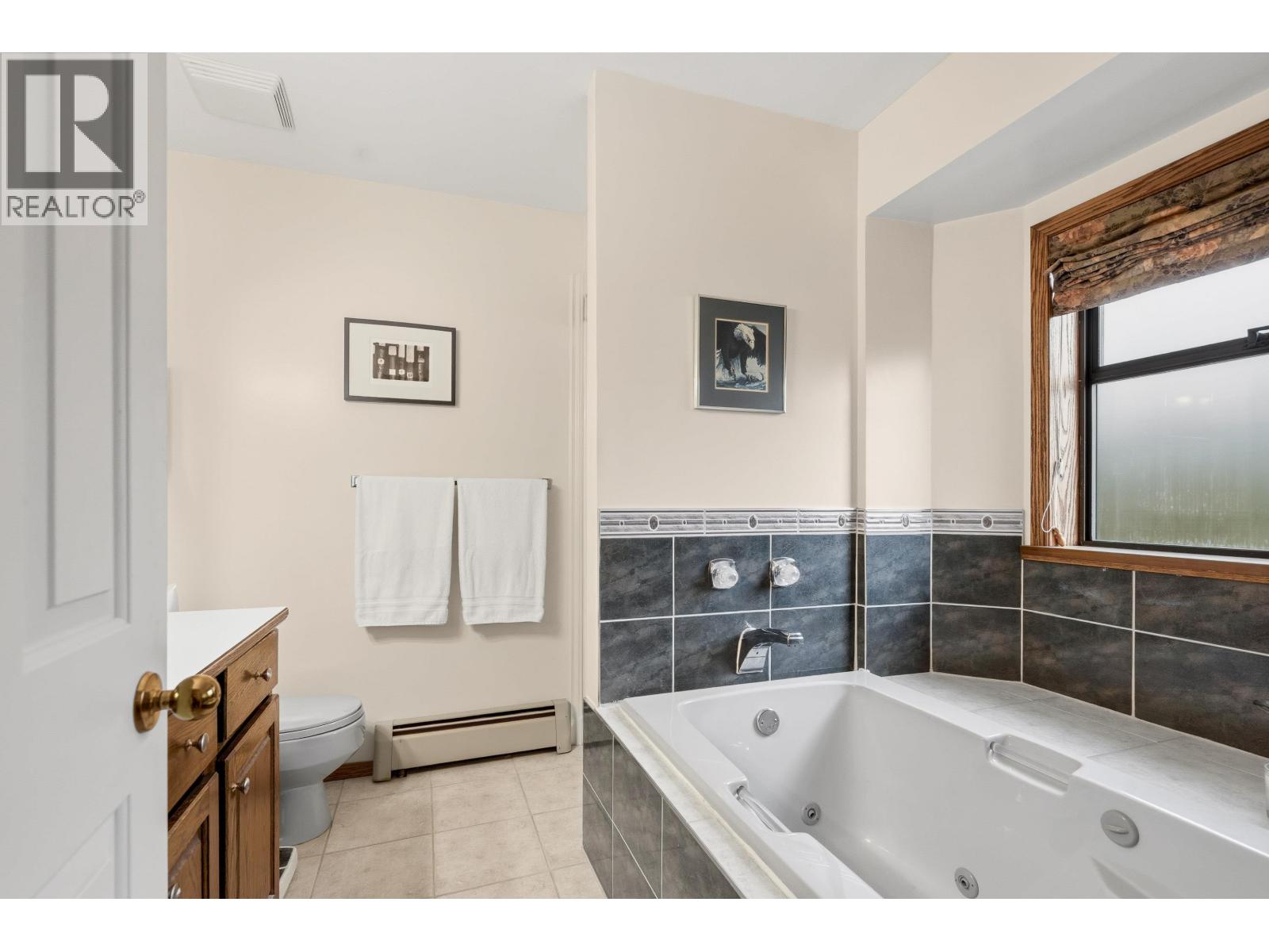 2866 Mara Drive, Coquitlam, British Columbia  V3C 5L2 - Photo 26 - R3124095