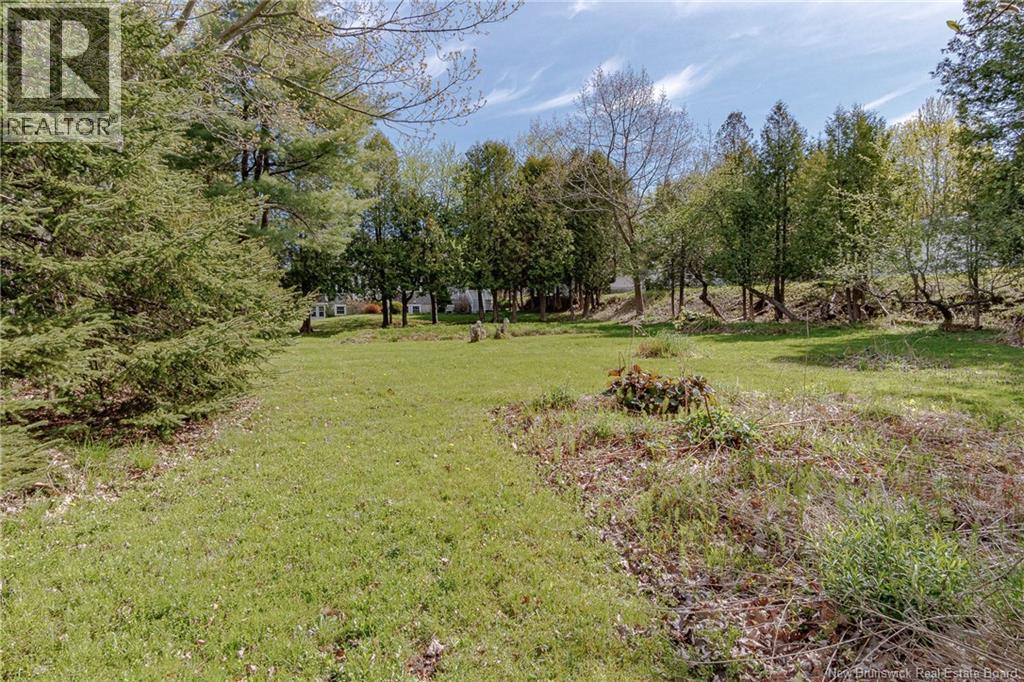 9 Grove Avenue, Rothesay, New Brunswick  E2E 5K5 - Photo 37 - NB139680
