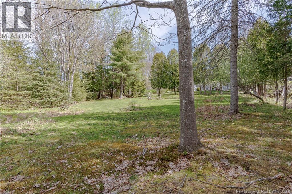 9 Grove Avenue, Rothesay, New Brunswick  E2E 5K5 - Photo 38 - NB139680
