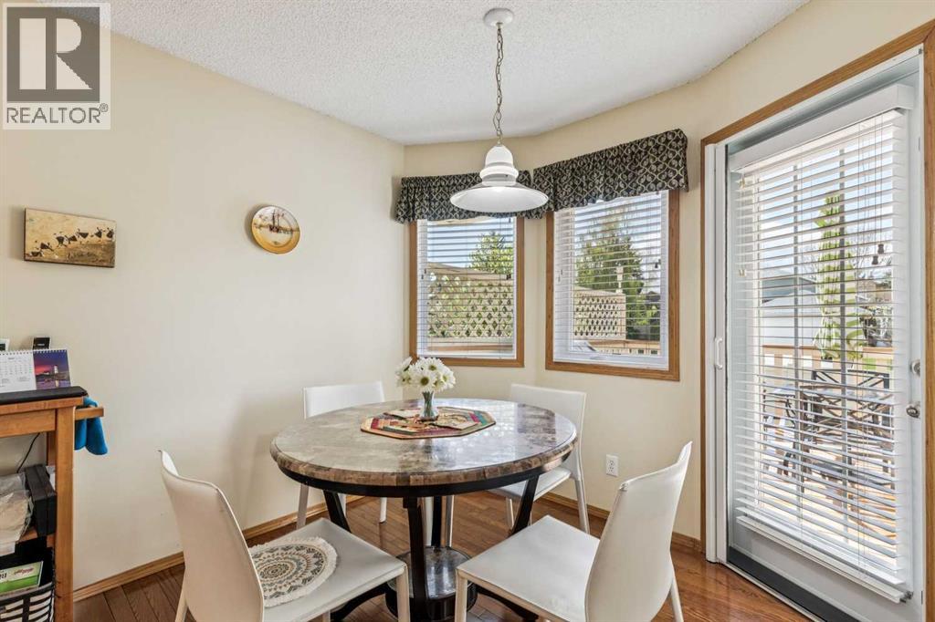 47 Sunlake Close Se, Calgary, Alberta  T2X 3H2 - Photo 11 - A2312426