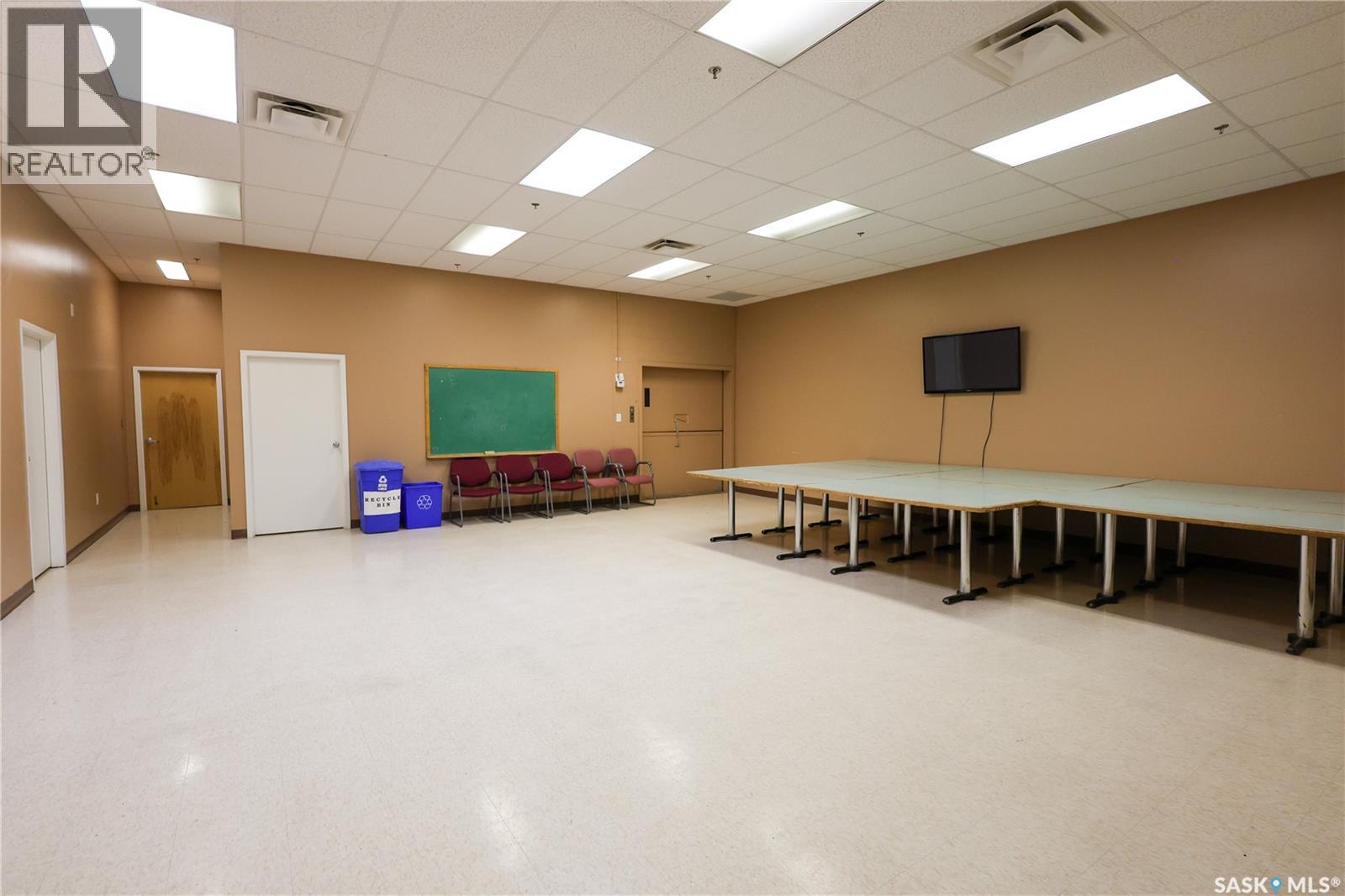 888 Central Avenue, Prince Albert, Saskatchewan  S6V 4V1 - Photo 20 - SK036371