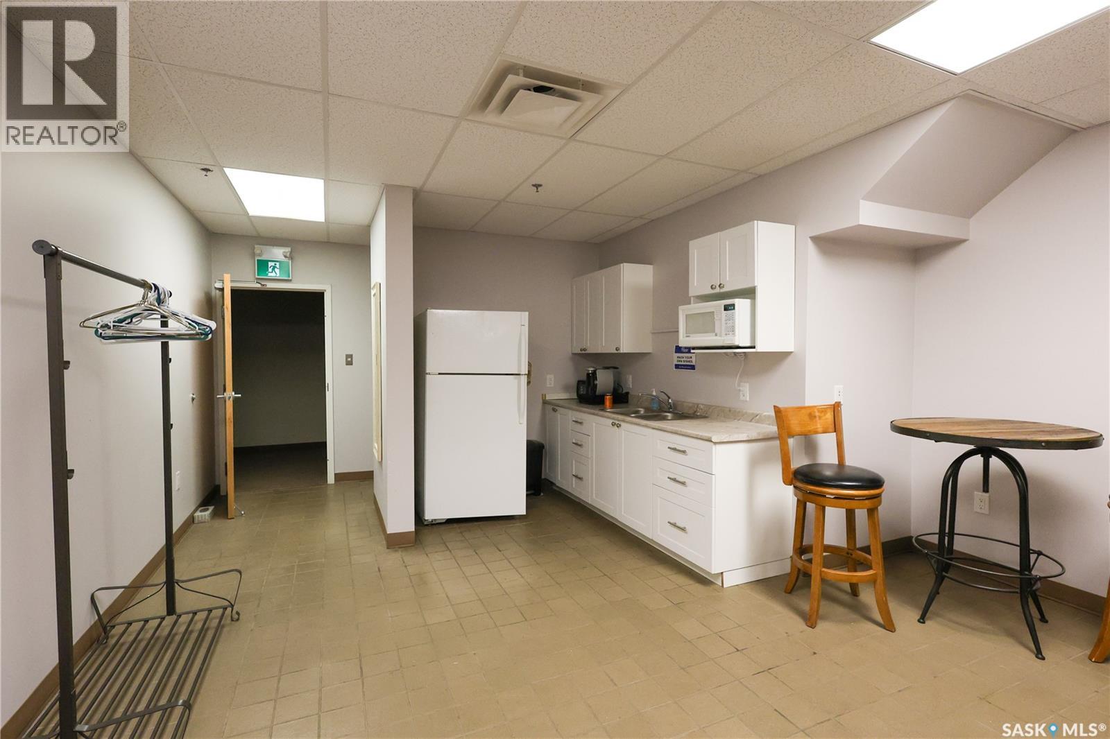 888 Central Avenue, Prince Albert, Saskatchewan  S6V 4V1 - Photo 21 - SK036371