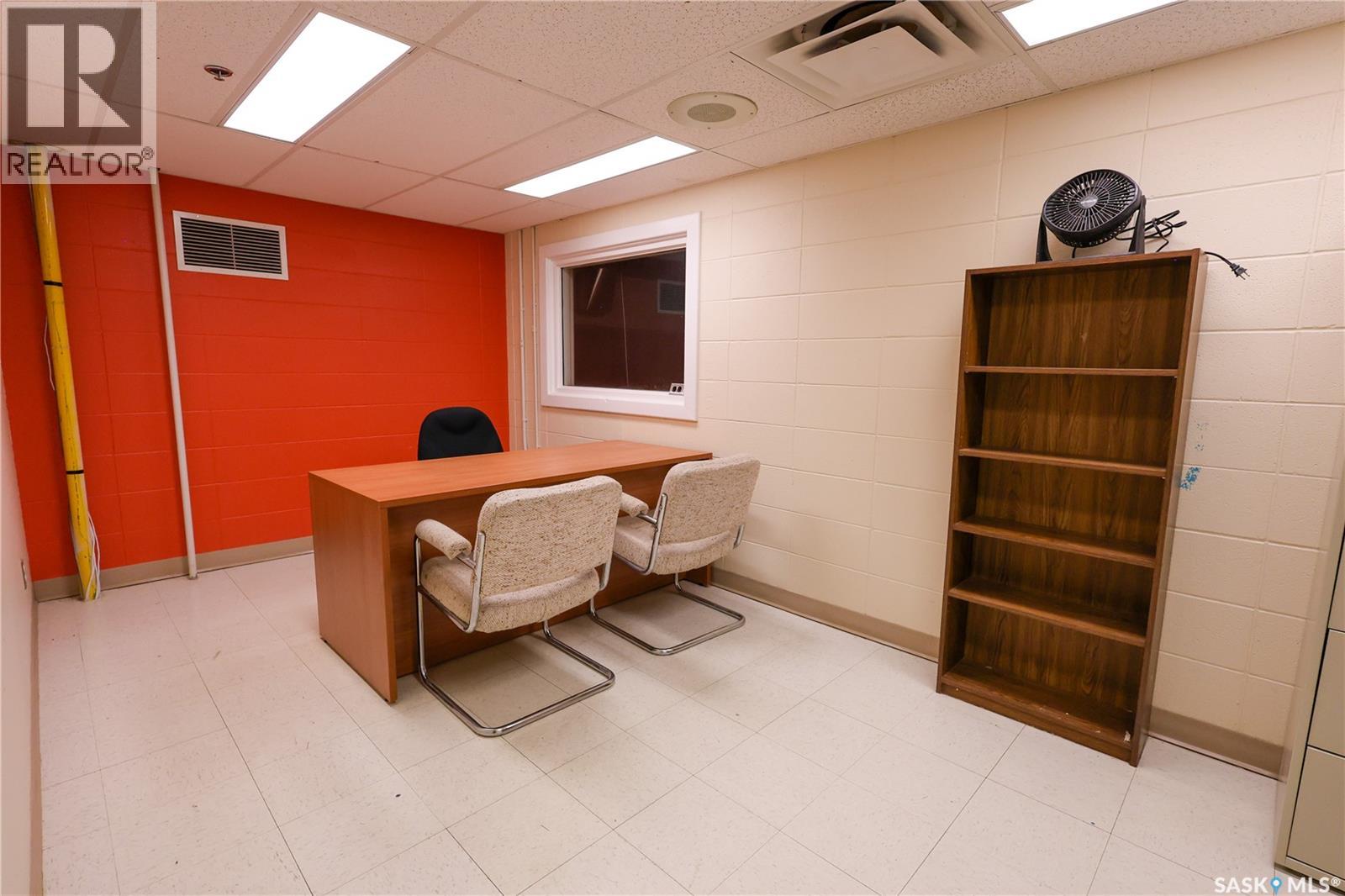 888 Central Avenue, Prince Albert, Saskatchewan  S6V 4V1 - Photo 28 - SK036371