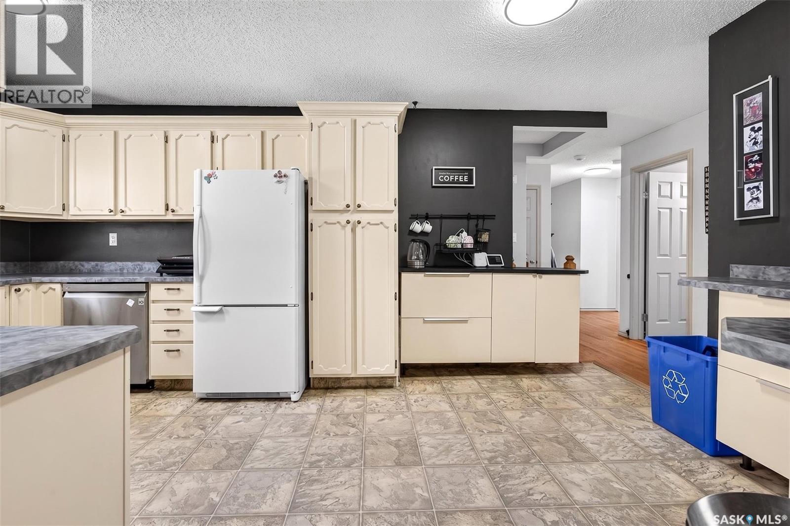 57 Daisy Crescent, Moose Jaw, Saskatchewan  S6J 1C2 - Photo 17 - SK036330