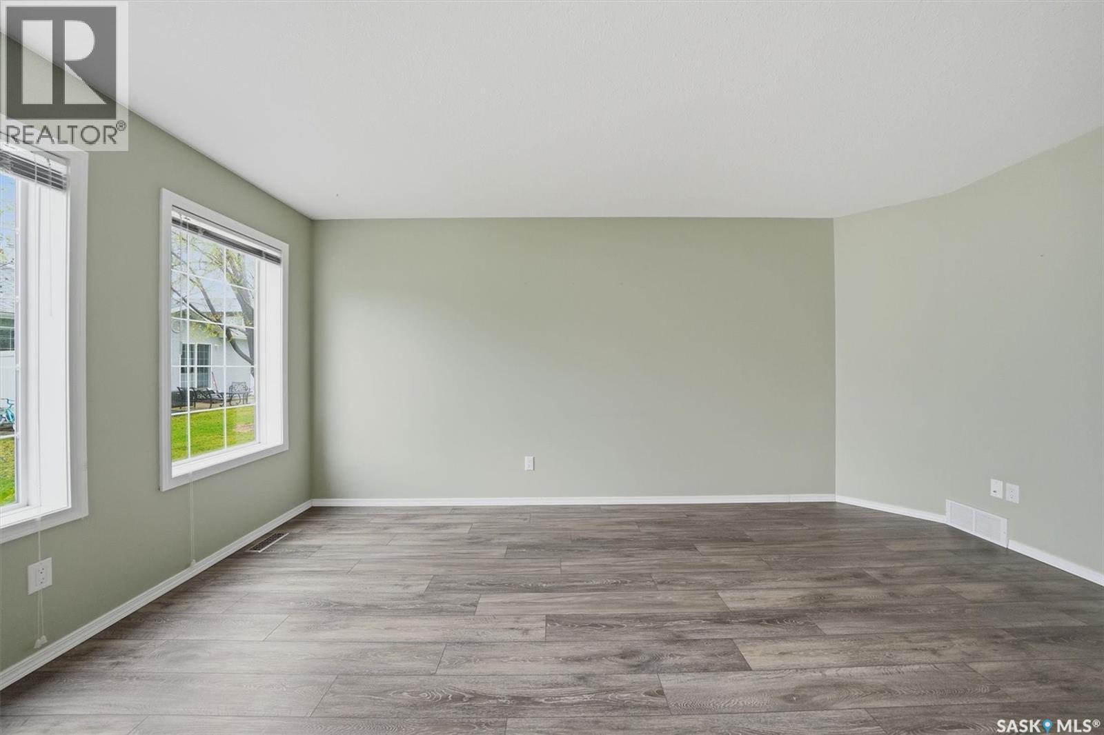 31 425 Bayfield Crescent, Saskatoon, Saskatchewan  S7V 1E6 - Photo 12 - SK036176