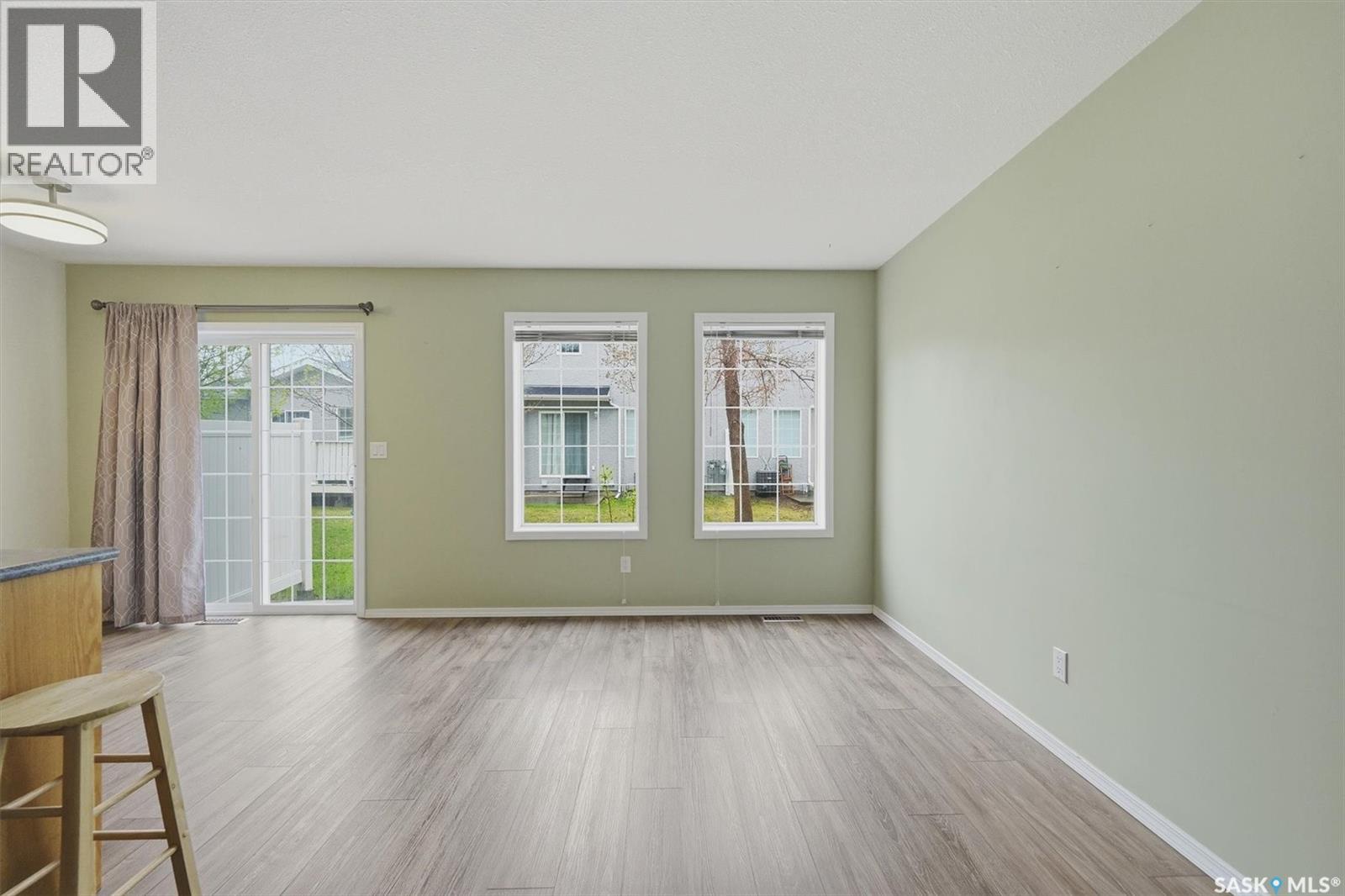 31 425 Bayfield Crescent, Saskatoon, Saskatchewan  S7V 1E6 - Photo 13 - SK036176