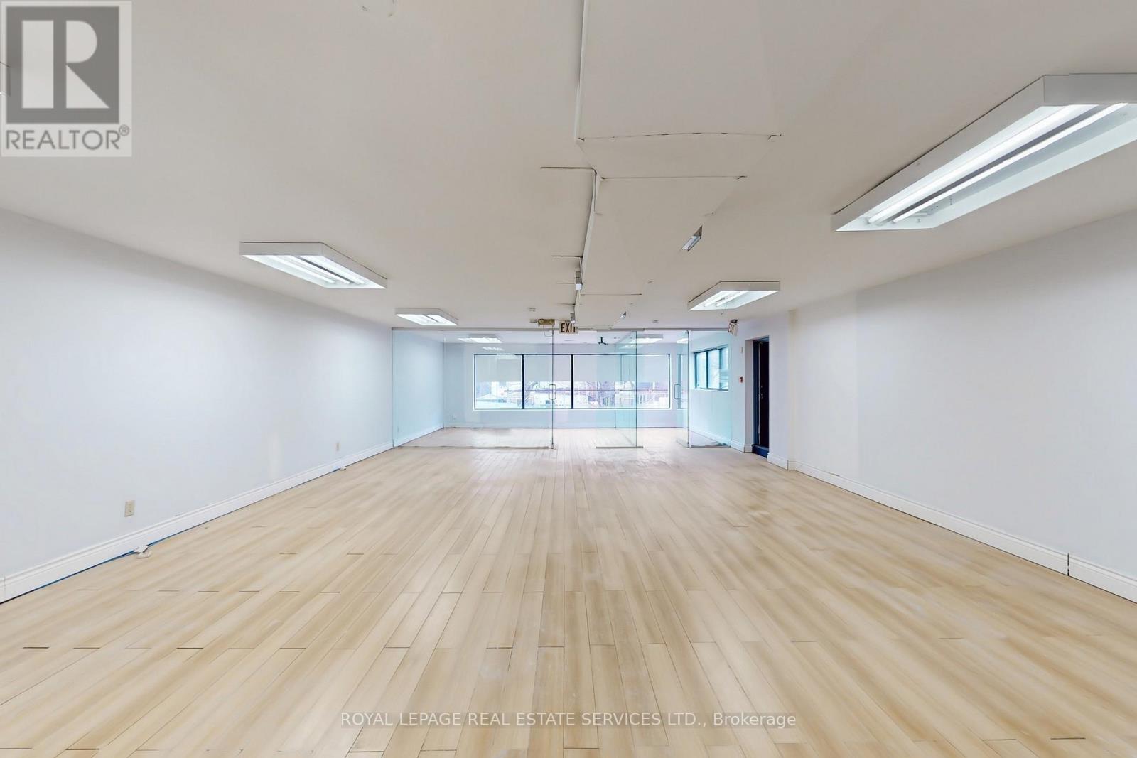 UPPER - 388 PARLIAMENT STREET, Toronto, Ontario