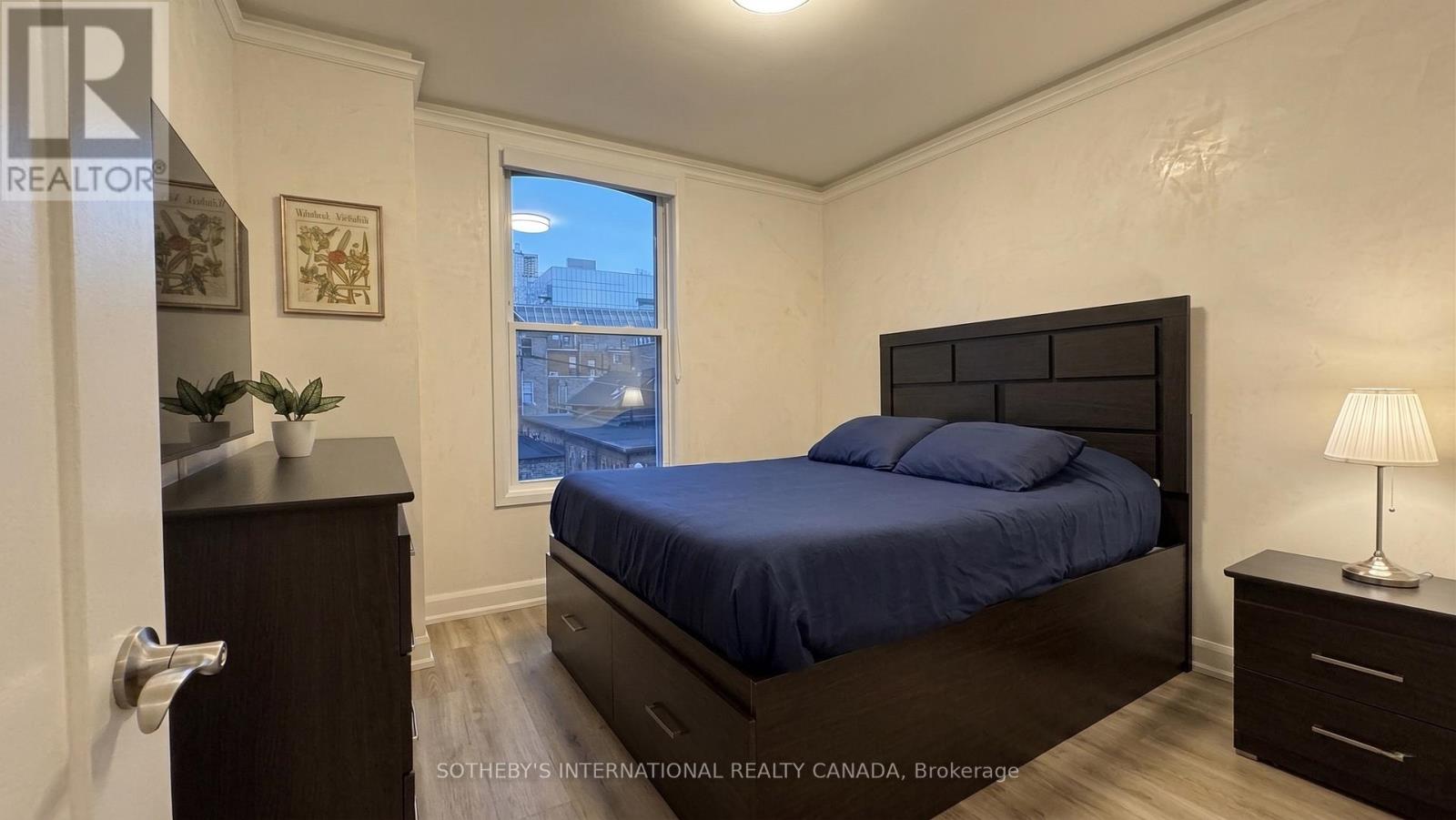 11 D'arcy Street, Toronto, Ontario  M5T 1J8 - Photo 4 - C13143924