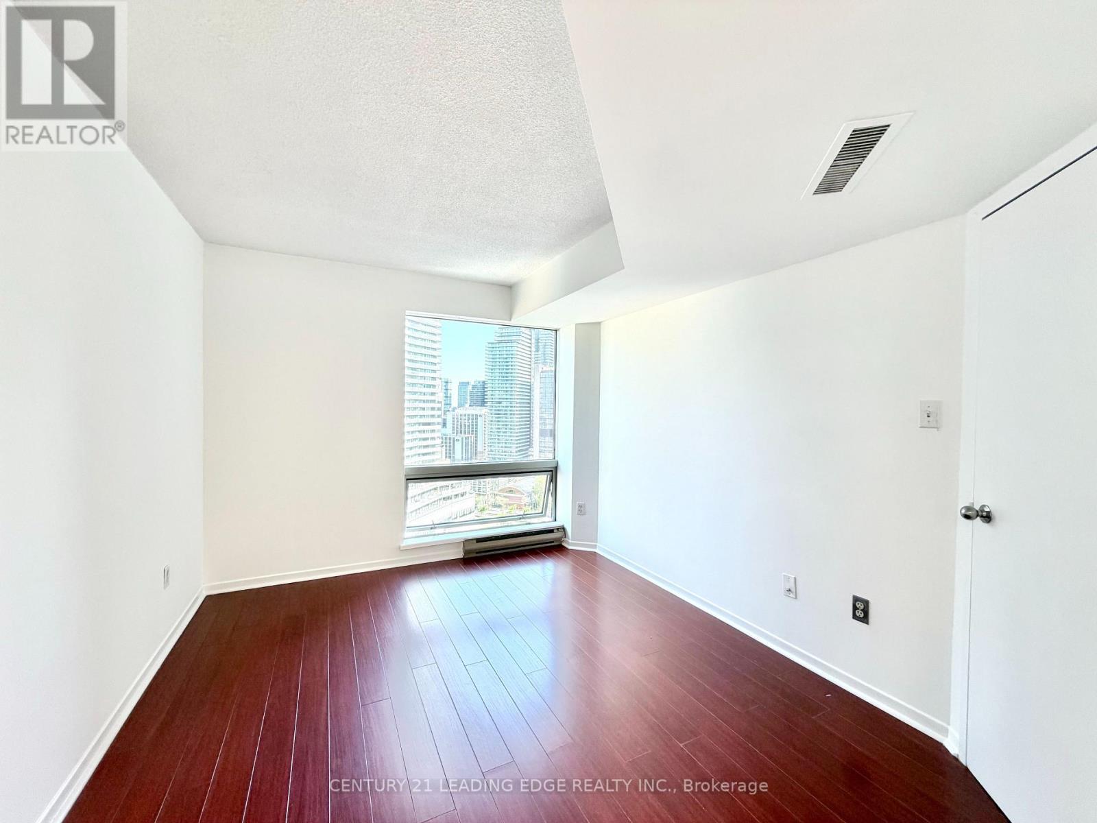 1912 - 1001 Bay Street, Toronto, Ontario  M5S 3A6 - Photo 12 - C13143936