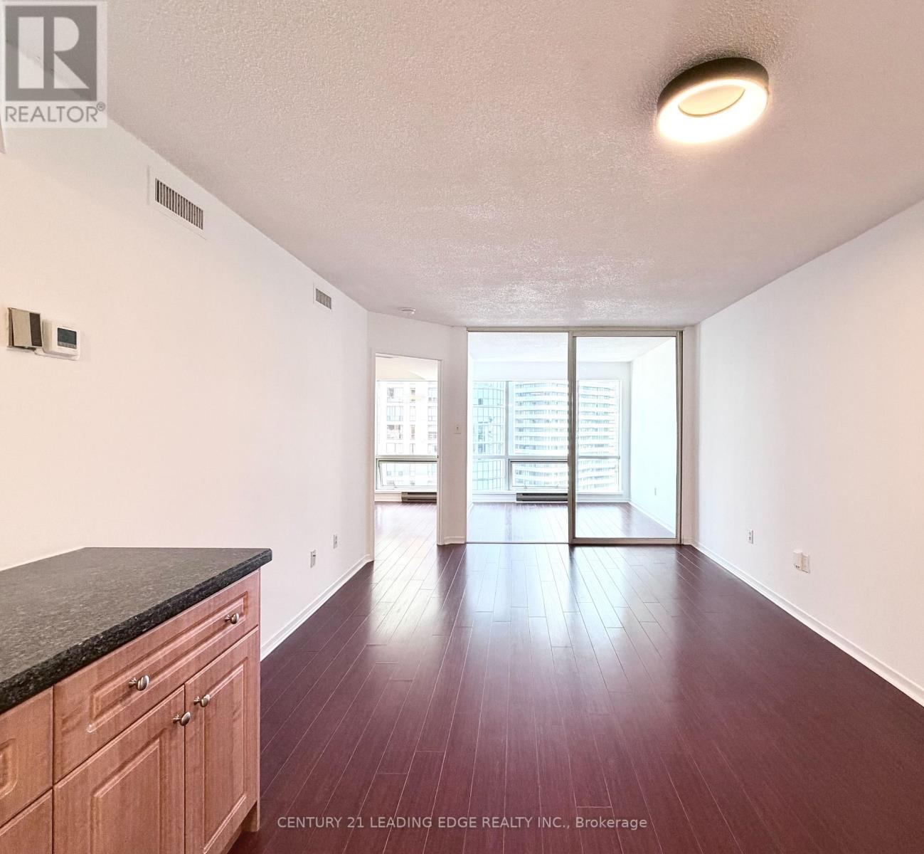 1912 - 1001 Bay Street, Toronto, Ontario  M5S 3A6 - Photo 6 - C13143936