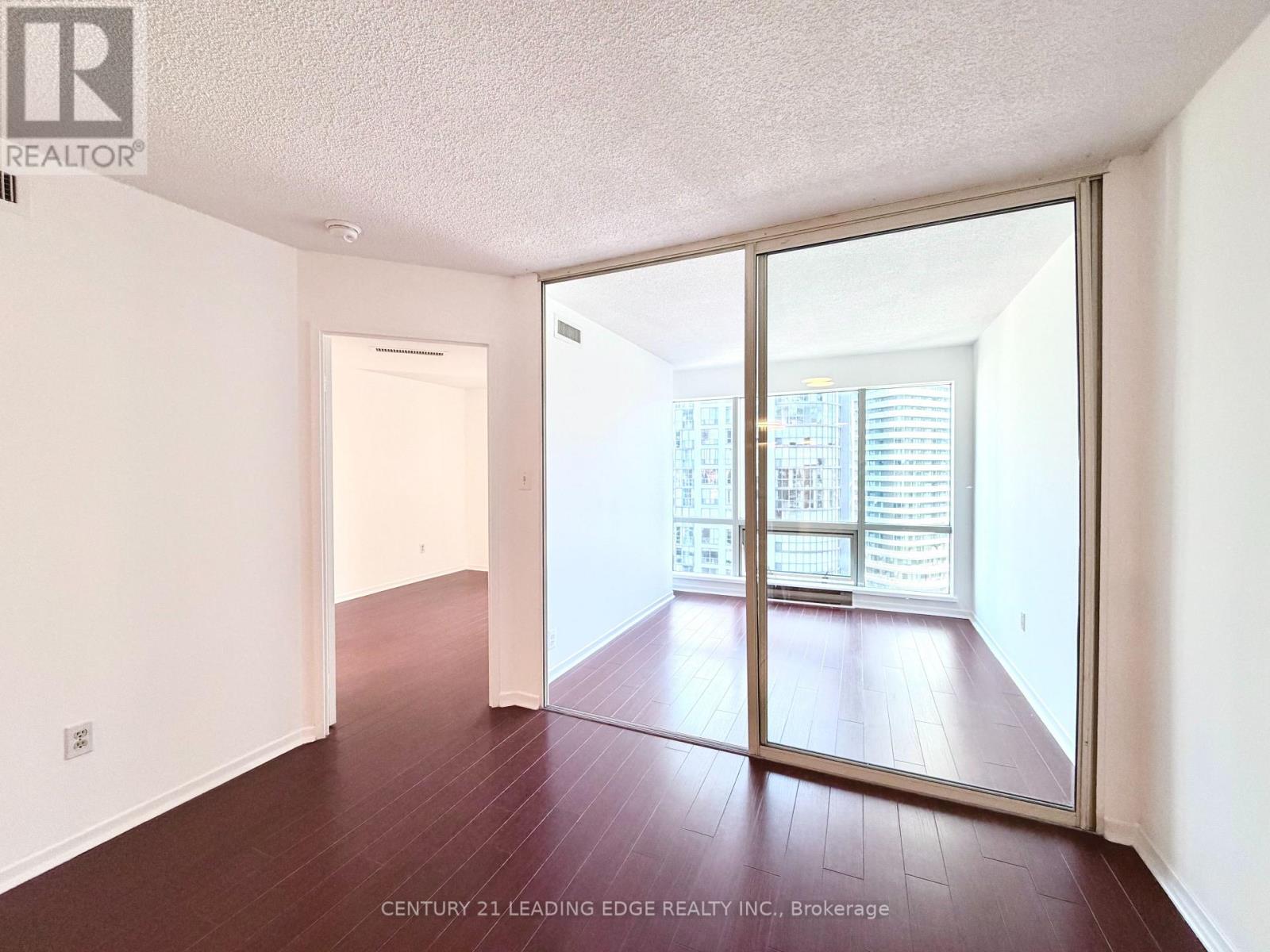 1912 - 1001 Bay Street, Toronto, Ontario  M5S 3A6 - Photo 7 - C13143936