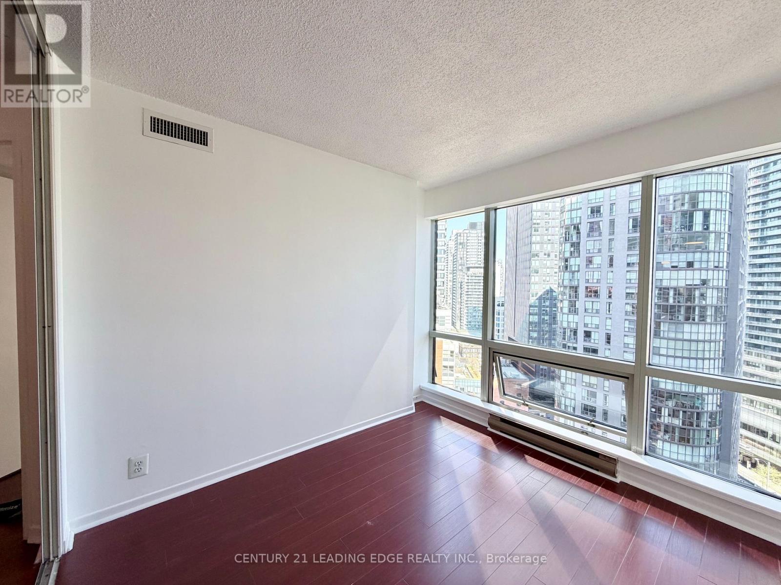 1912 - 1001 Bay Street, Toronto, Ontario  M5S 3A6 - Photo 9 - C13143936