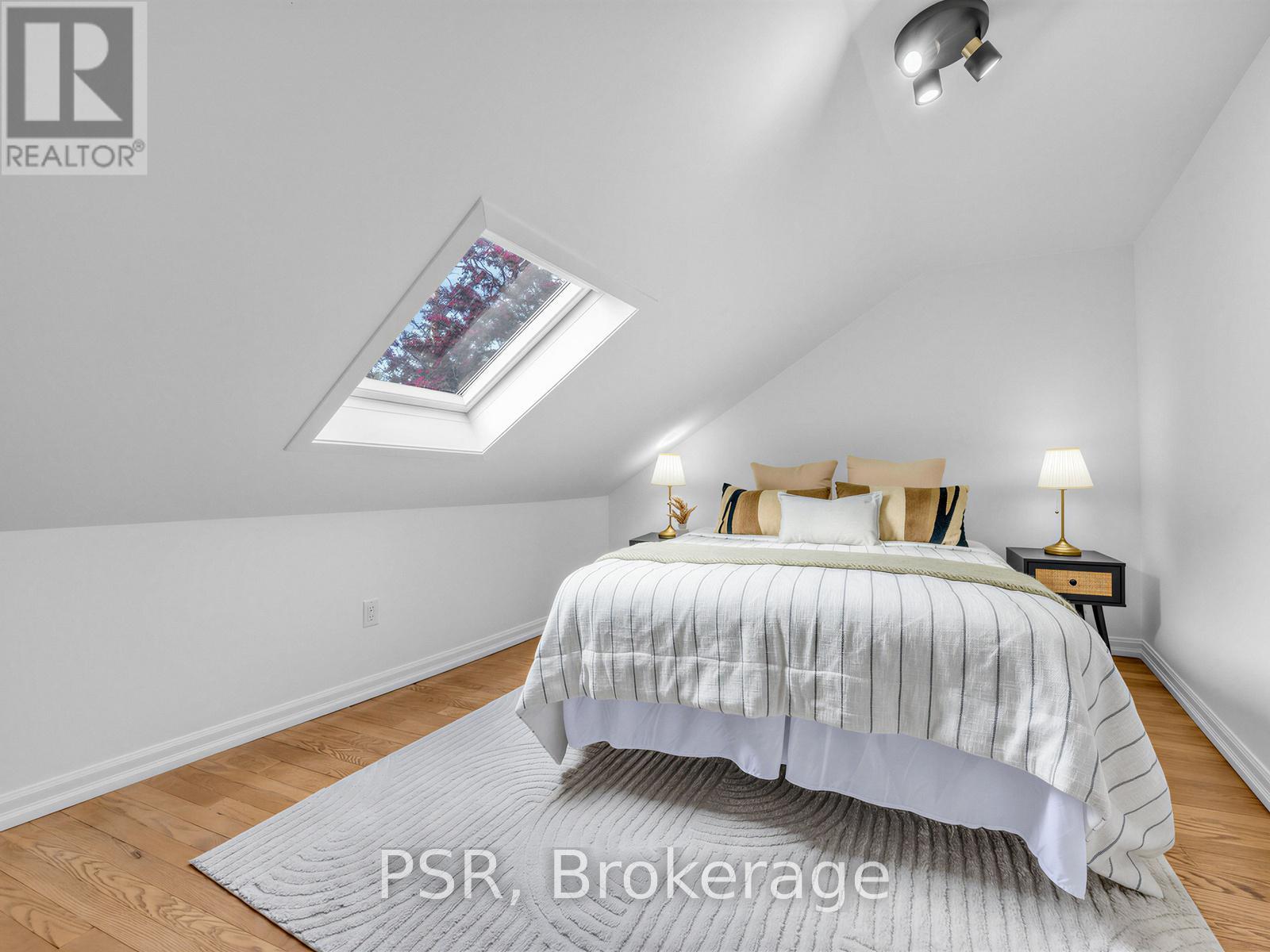 562 Arlington Avenue, Toronto, Ontario  M6C 3A5 - Photo 10 - C13143948
