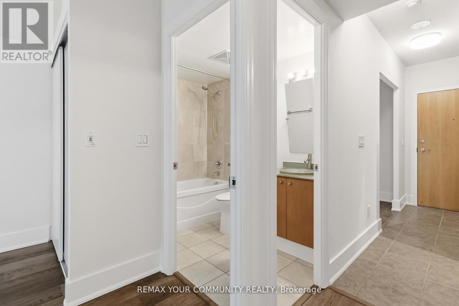 606 - 8 Scollard Street, Toronto, Ontario  M5R 1M2 - Photo 24 - C13143950