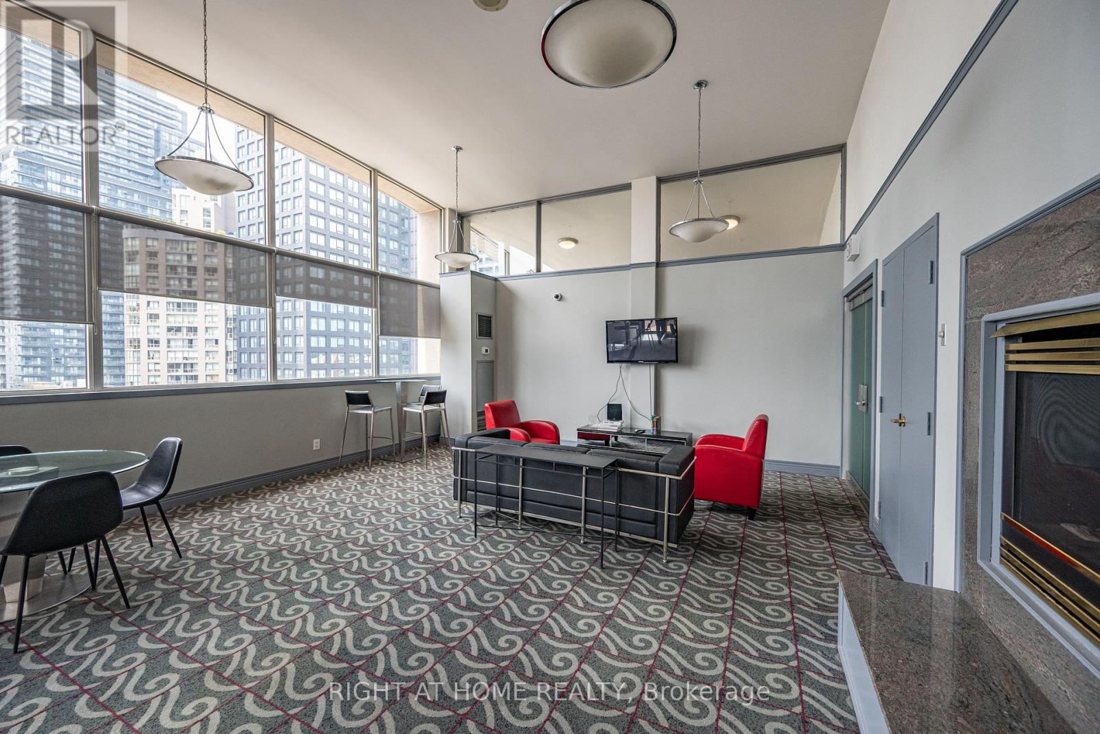 802 - 555 Yonge Street, Toronto, Ontario  M4Y 3A6 - Photo 16 - C13143992