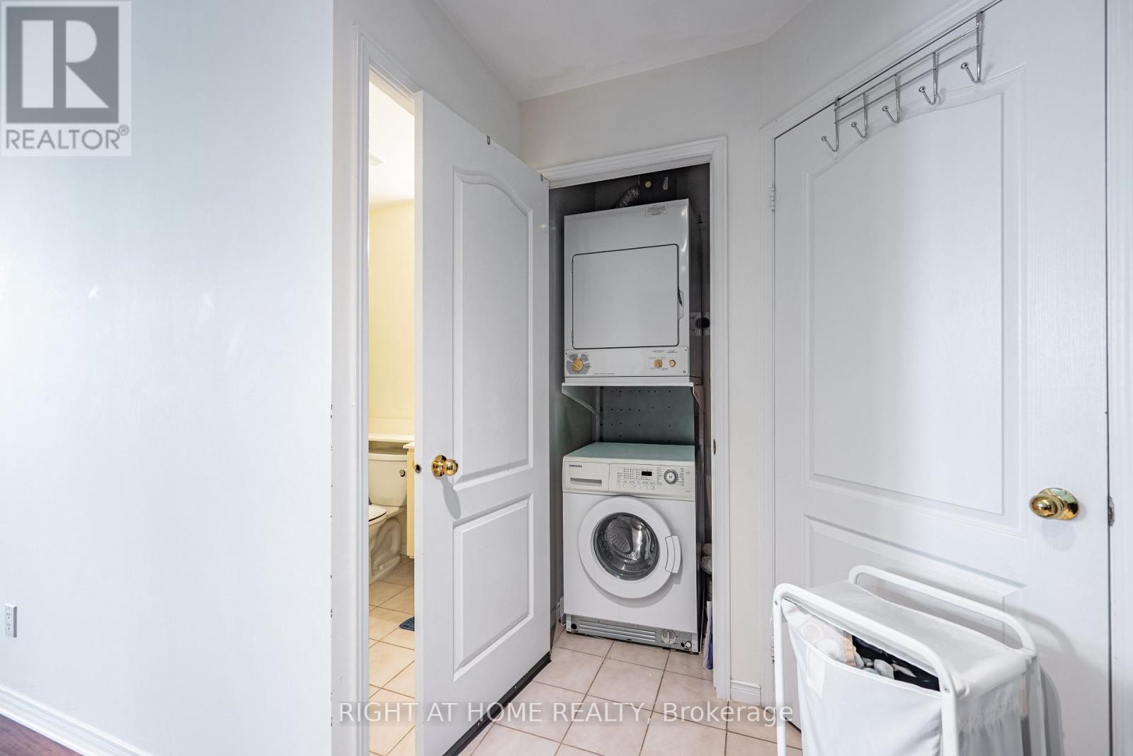 802 - 555 Yonge Street, Toronto, Ontario  M4Y 3A6 - Photo 7 - C13143992