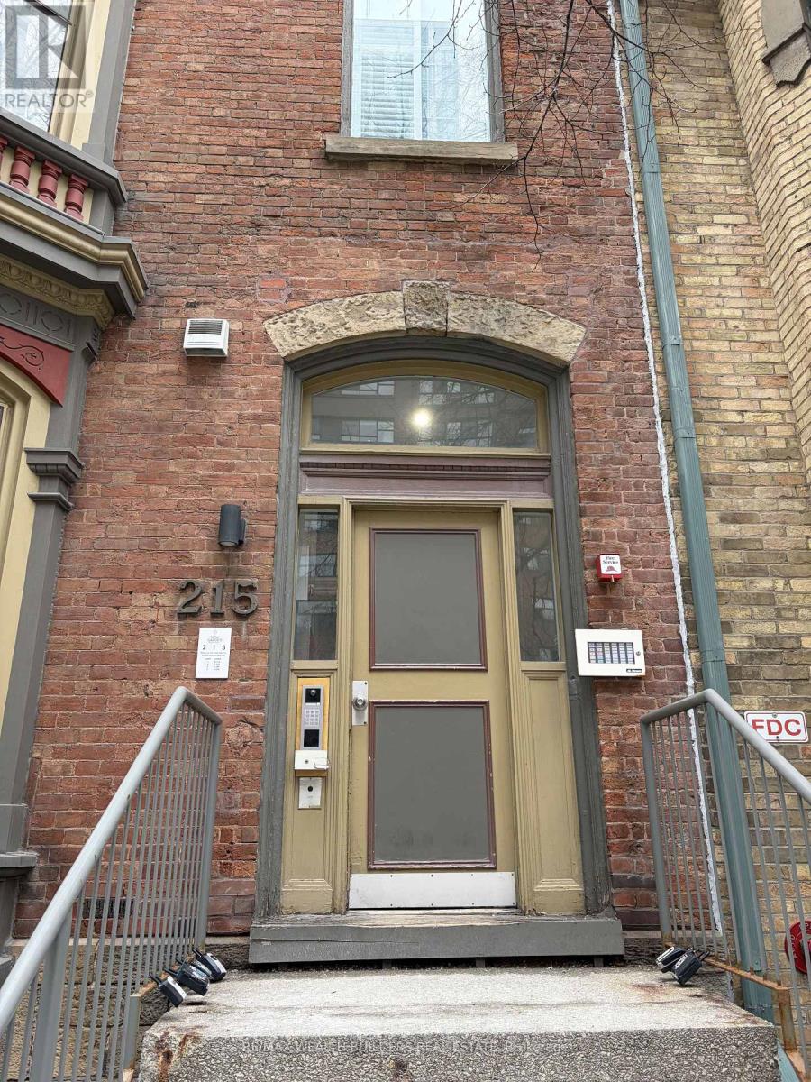 4 - 215 JARVIS STREET, Toronto, Ontario