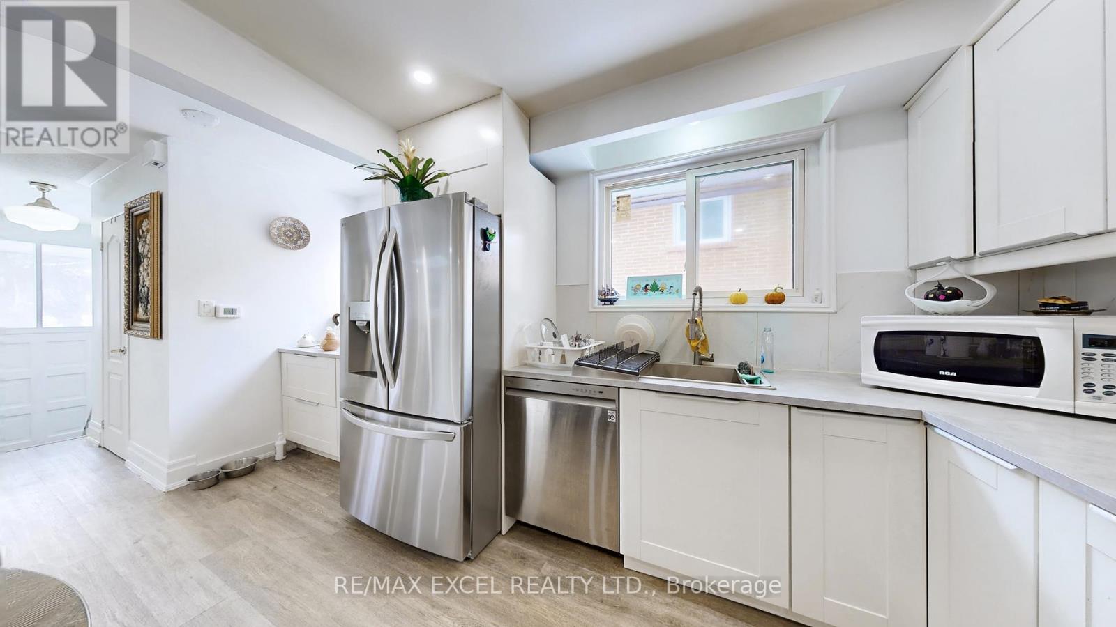 19 Clancy Drive, Toronto, Ontario  M2J 2V7 - Photo 16 - C13144008