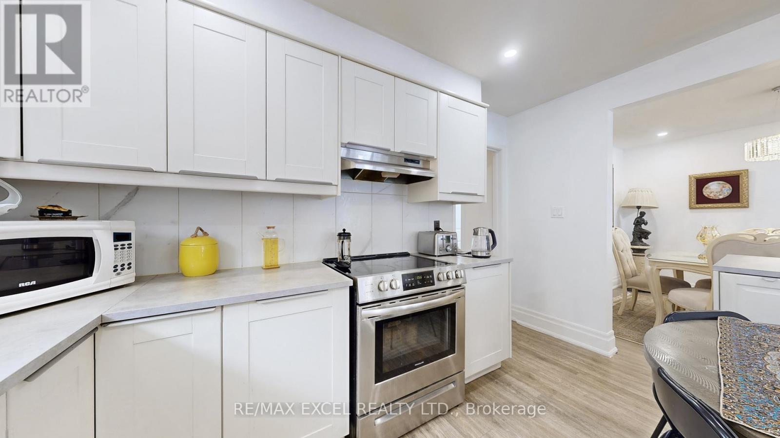 19 Clancy Drive, Toronto, Ontario  M2J 2V7 - Photo 17 - C13144008