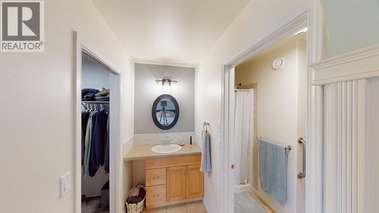 13043 Hunters Lane, Charlie Lake, British Columbia  V0C 1H0 - Photo 28 - R3123676