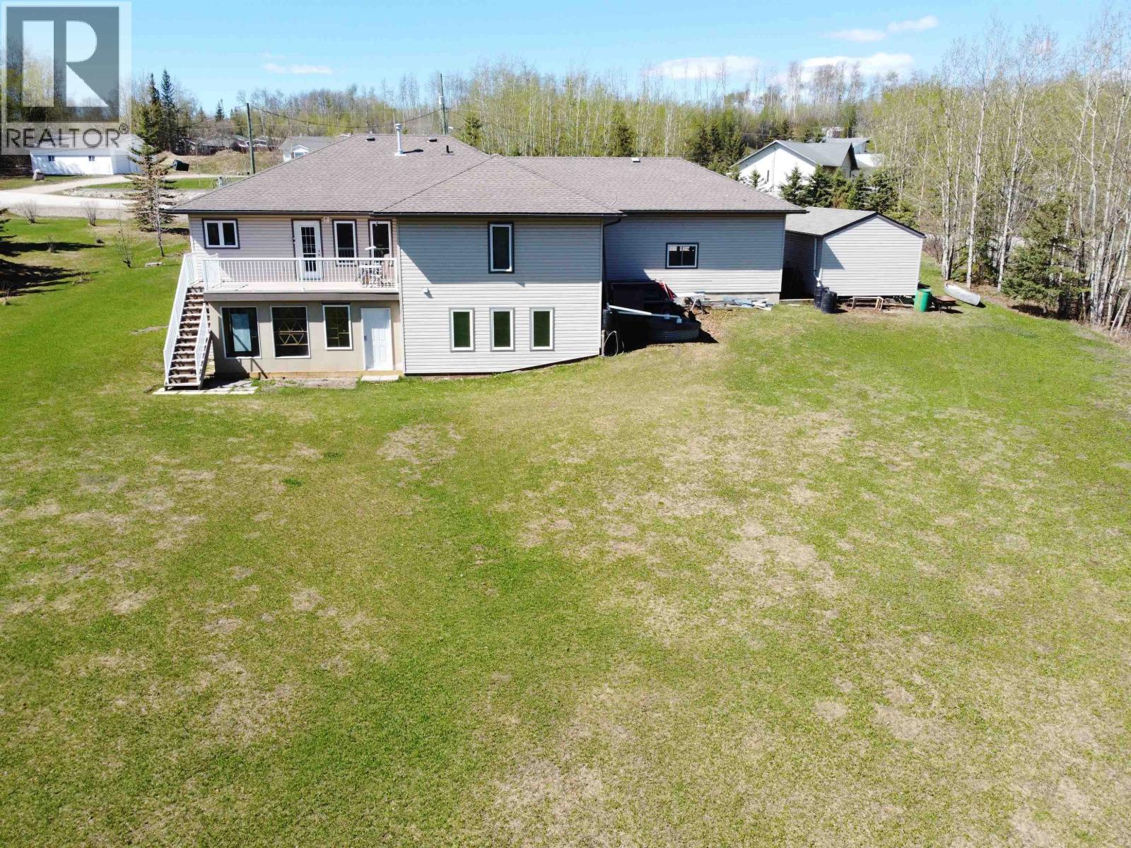 13043 Hunters Lane, Charlie Lake, British Columbia  V0C 1H0 - Photo 40 - R3123676