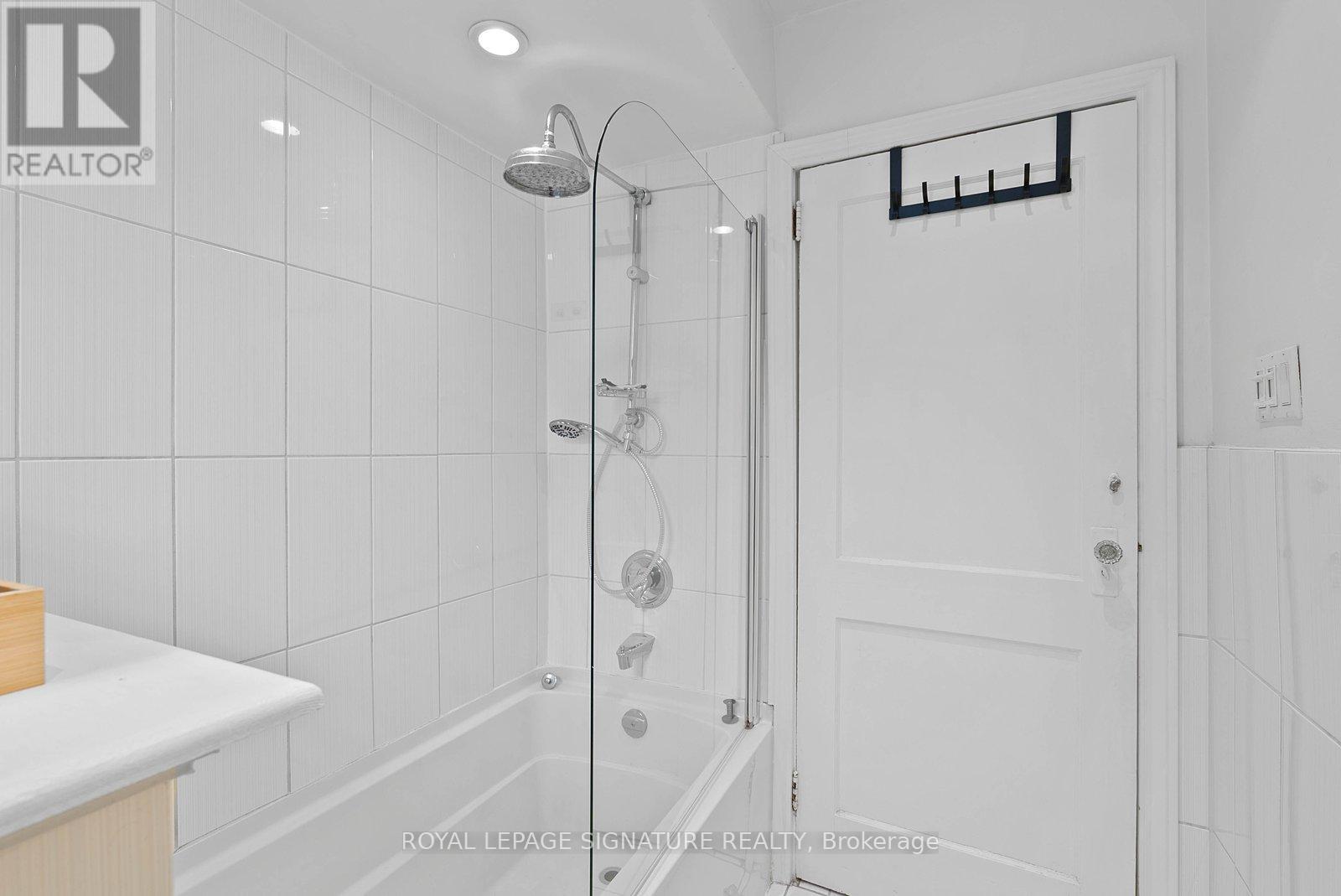 55 Kingston Road, Toronto, Ontario  M4L 1S5 - Photo 19 - E13143896