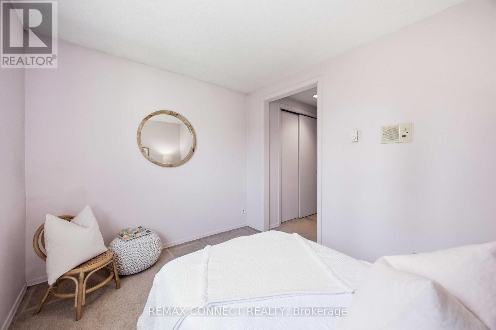 107 Fairglen Avenue, Toronto, Ontario  M1W 1A8 - Photo 32 - E13144032