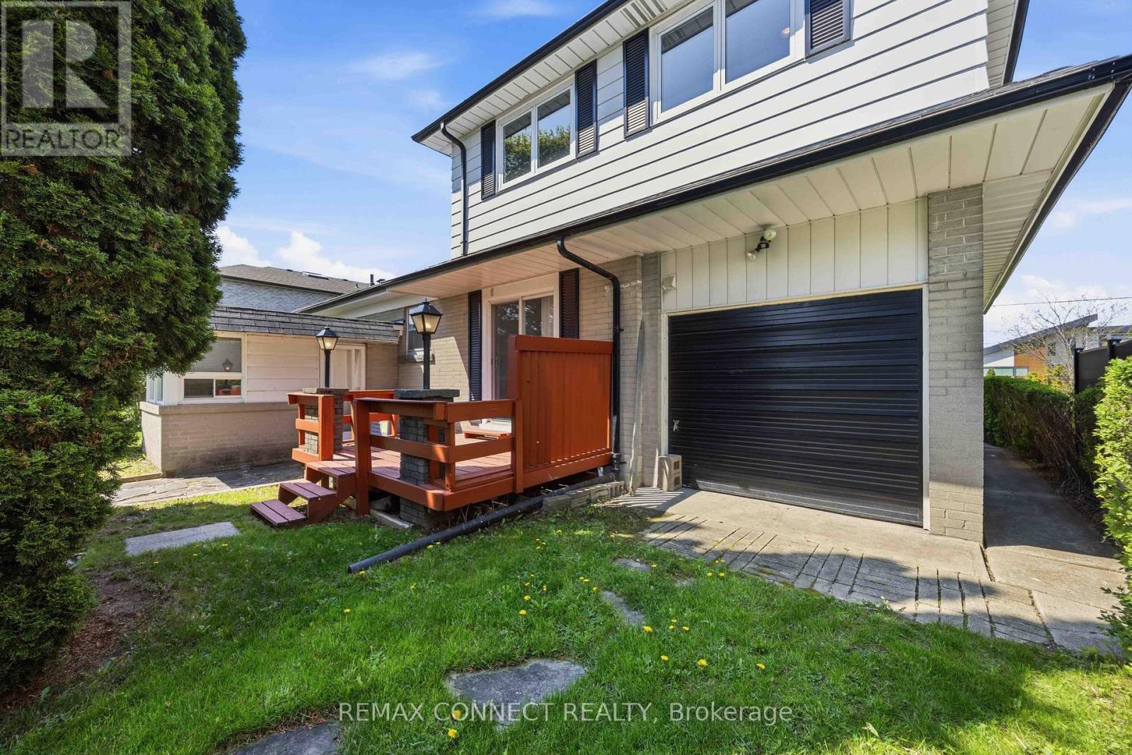 107 Fairglen Avenue, Toronto, Ontario  M1W 1A8 - Photo 37 - E13144032