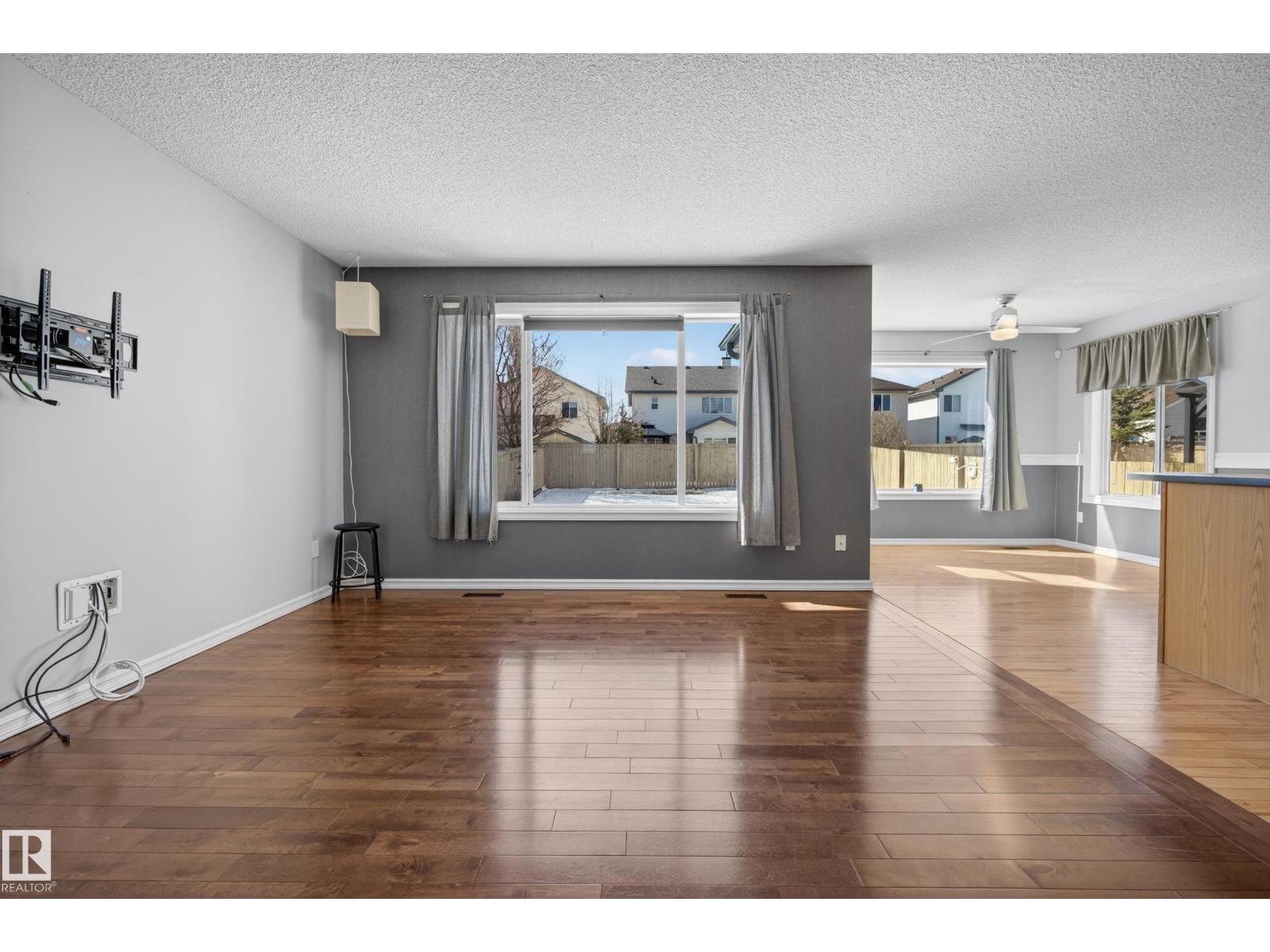 8915 7 Av Sw, Edmonton, Alberta  T6X 1B7 - Photo 12 - E4484855