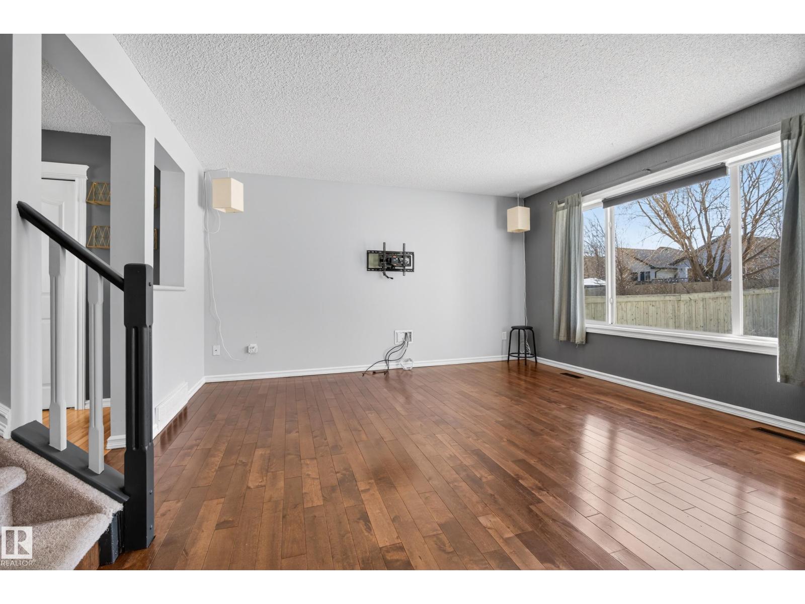 8915 7 Av Sw, Edmonton, Alberta  T6X 1B7 - Photo 14 - E4484855