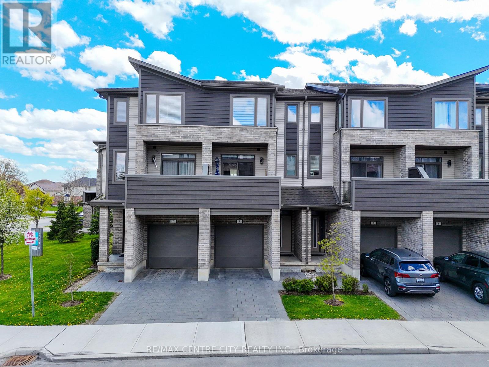 4 - 2070 Meadowgate Boulevard, London South, Ontario  N6M 0H5 - Photo 1 - X13142686