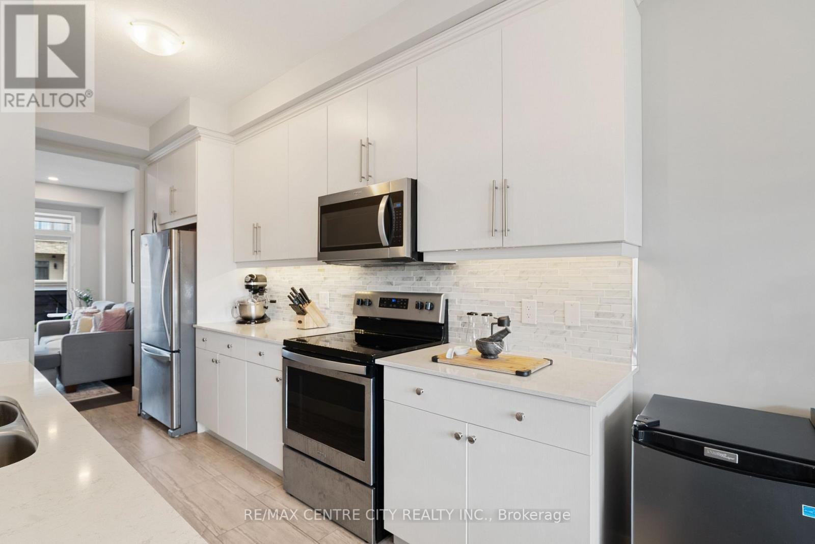 4 - 2070 Meadowgate Boulevard, London South, Ontario  N6M 0H5 - Photo 11 - X13142686