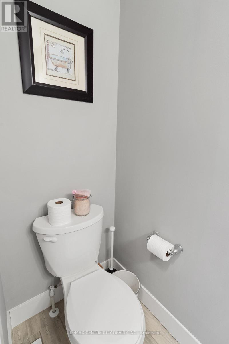 4 - 2070 Meadowgate Boulevard, London South, Ontario  N6M 0H5 - Photo 24 - X13142686