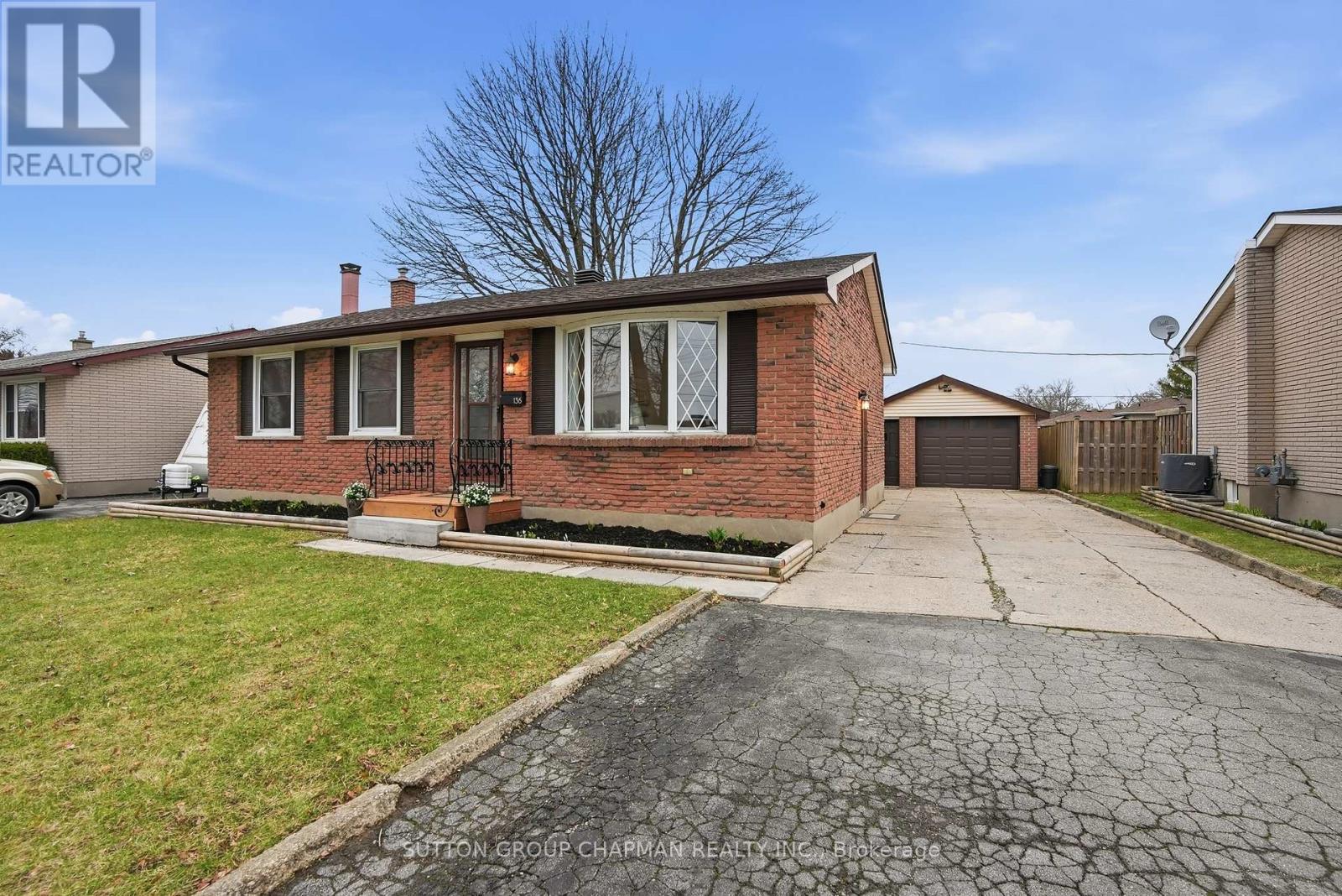 136 South Edgeware Road, St. Thomas, Ontario  N5P 2H6 - Photo 1 - X13144100