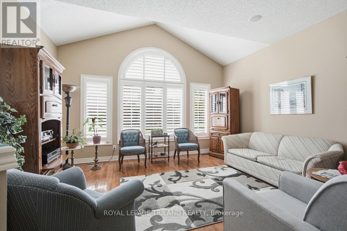 142 - 2025 Meadowgate Boulevard, London South, Ontario  N6M 1K9 - Photo 5 - X13144214