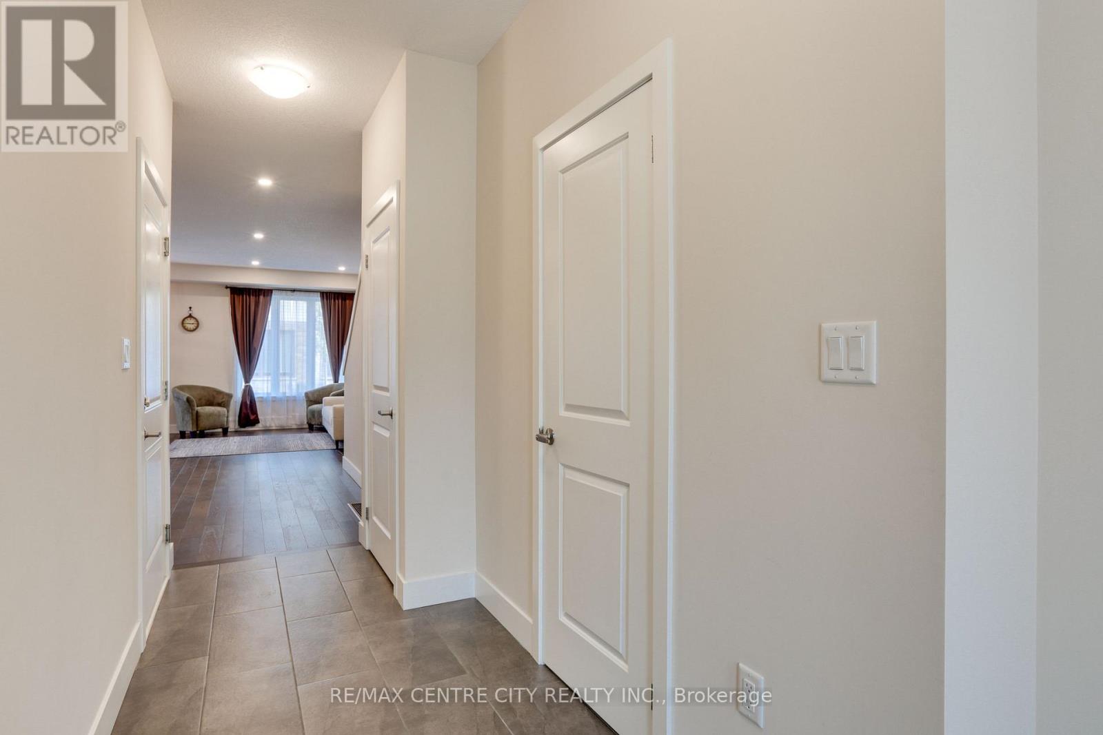 115 - 1960 Dalmagarry Road, London North, Ontario  N6G 0T8 - Photo 6 - X13144378