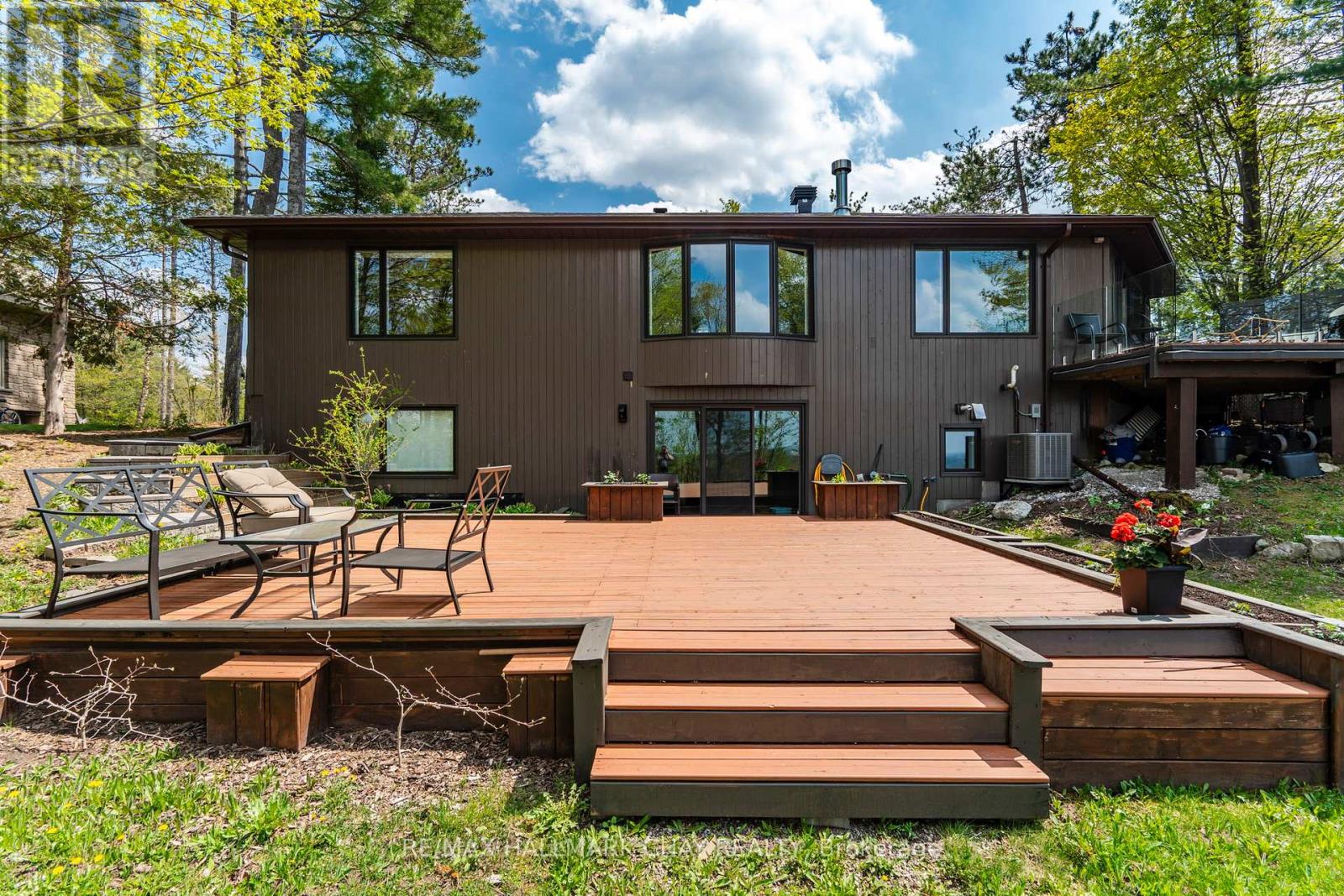 16 Highland Drive, Oro-Medonte, Ontario  L0L 2L0 - Photo 41 - S12870236