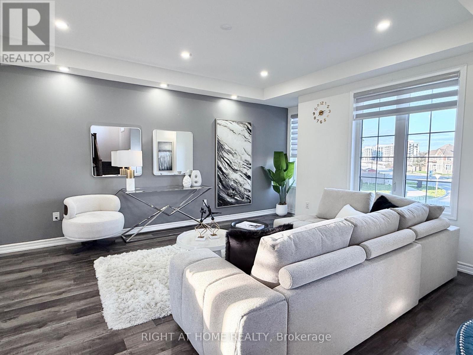 21 - 1222 ROSE WAY, Milton, Ontario