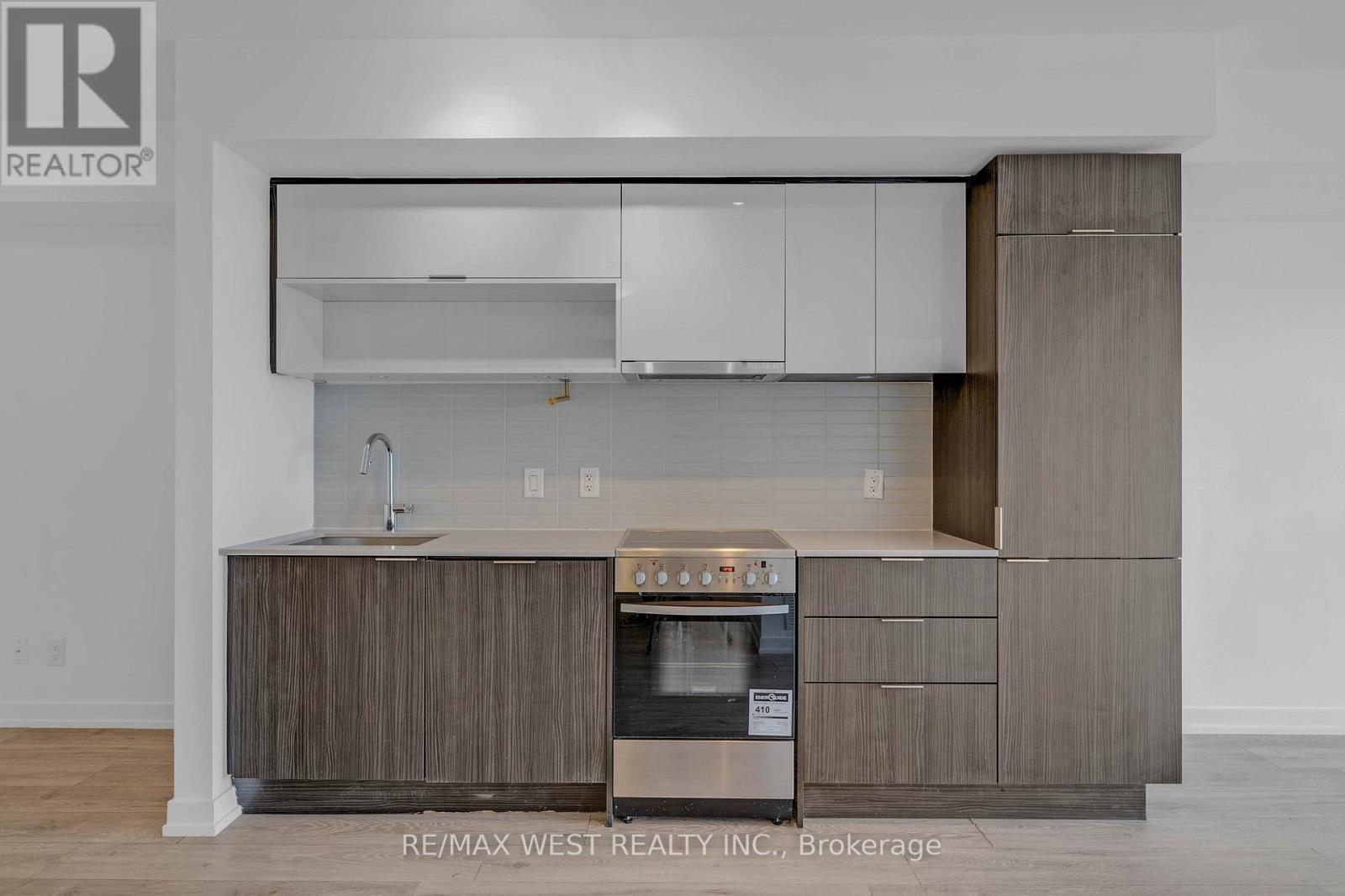 2006 - 159 Wellesley Street E, Toronto, Ontario  M4Y 0H5 - Photo 10 - C13124472