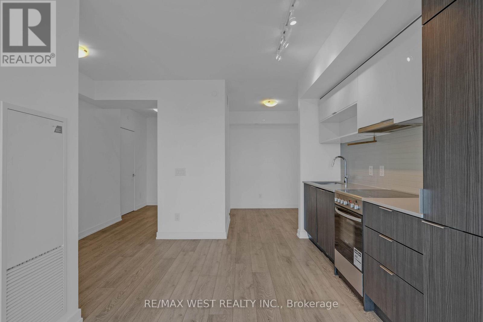 2006 - 159 Wellesley Street E, Toronto, Ontario  M4Y 0H5 - Photo 9 - C13124472
