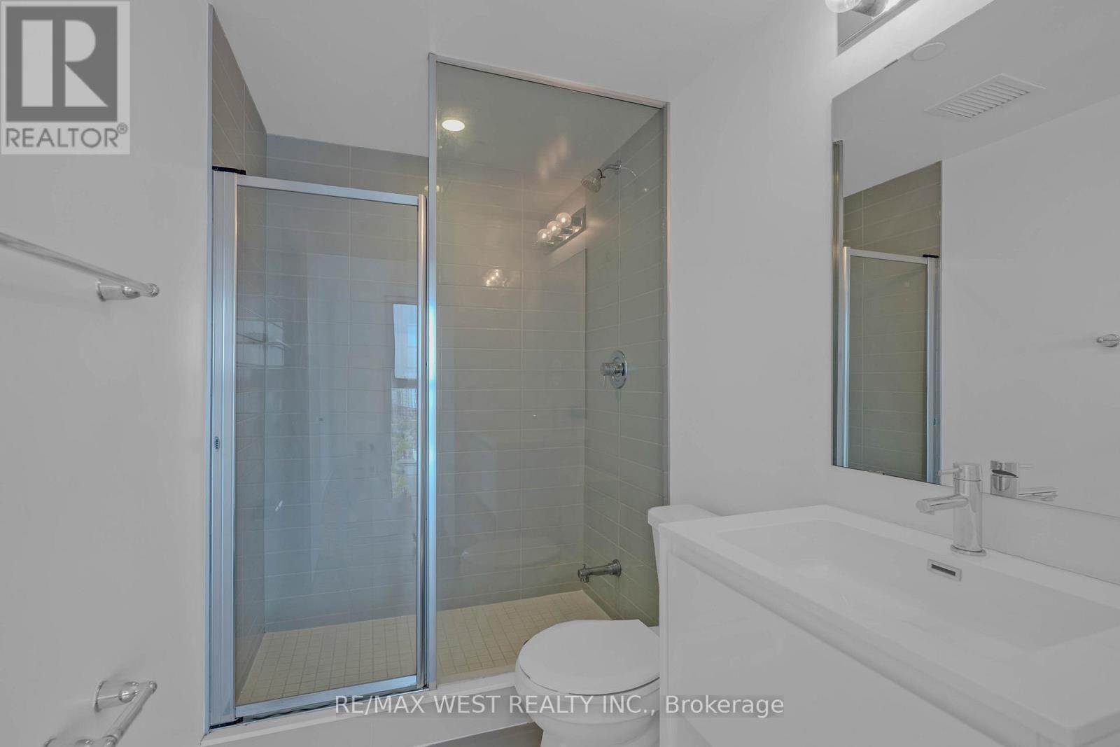 2006 - 159 Wellesley Street E, Toronto, Ontario  M4Y 0H5 - Photo 14 - C13124472
