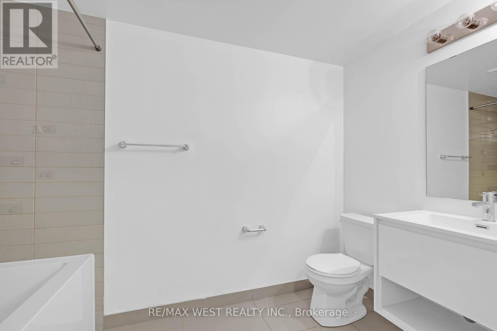 2006 - 159 Wellesley Street E, Toronto, Ontario  M4Y 0H5 - Photo 17 - C13124472