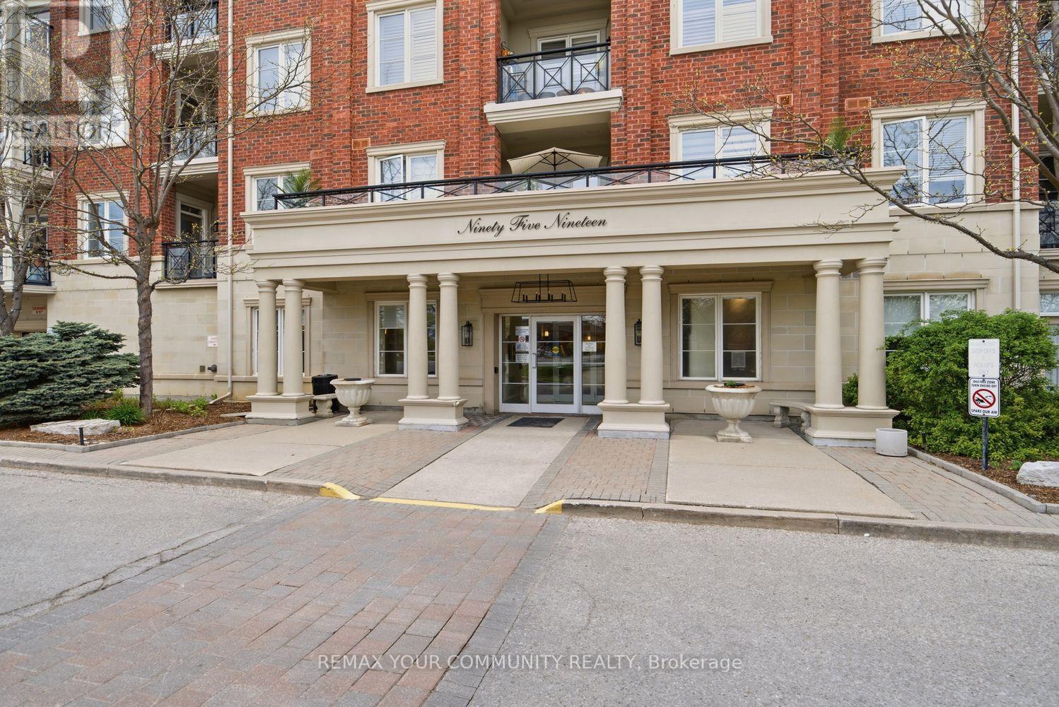 313 - 9519 Keele Street, Vaughan, Ontario  L6A 4A2 - Photo 2 - N13143984