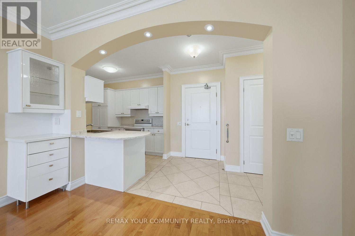 313 - 9519 Keele Street, Vaughan, Ontario  L6A 4A2 - Photo 4 - N13143984