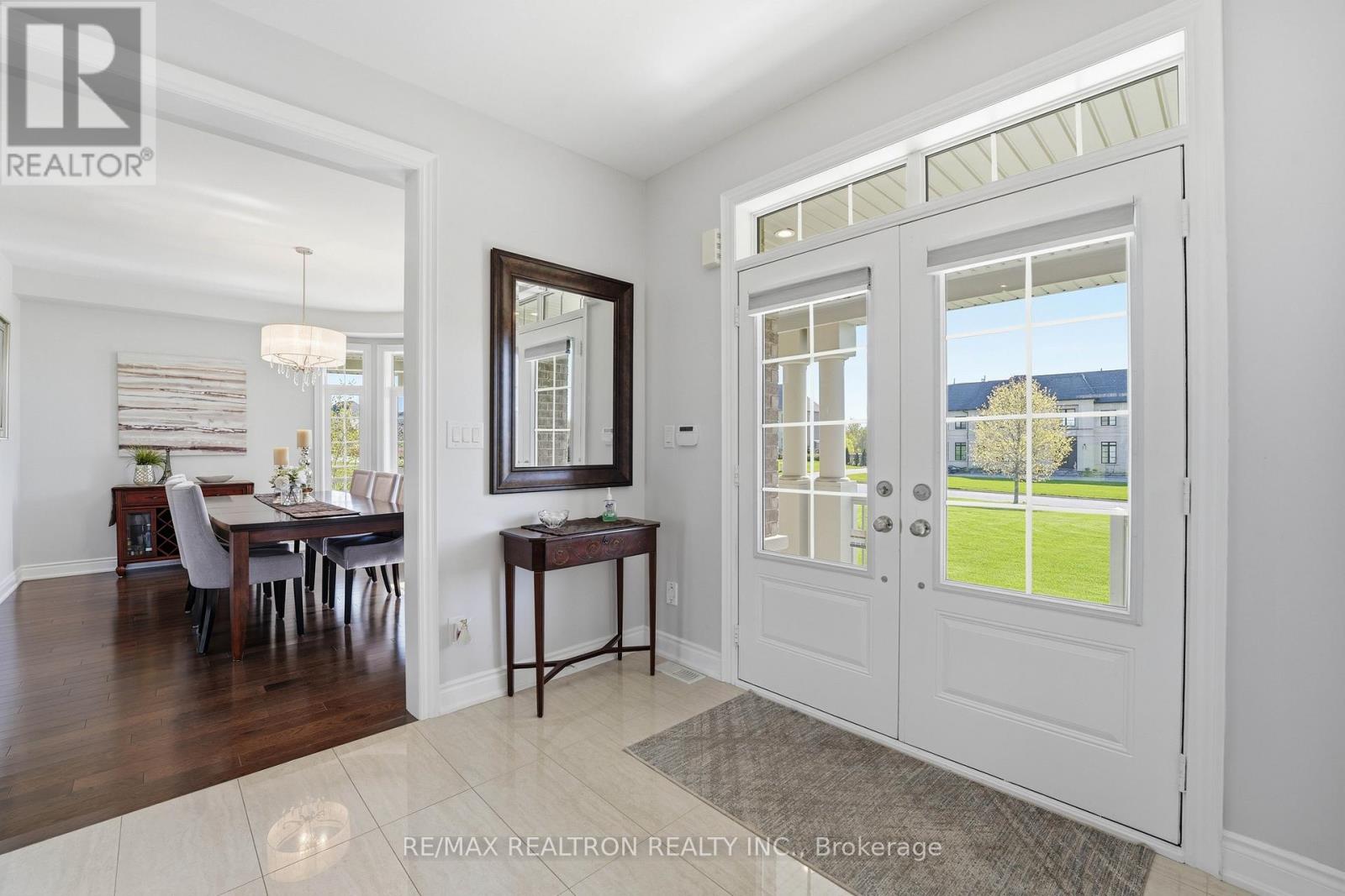 168 Pine Hill Road, Bradford West Gwillimbury, Ontario  L3Z 0H1 - Photo 4 - N13144012