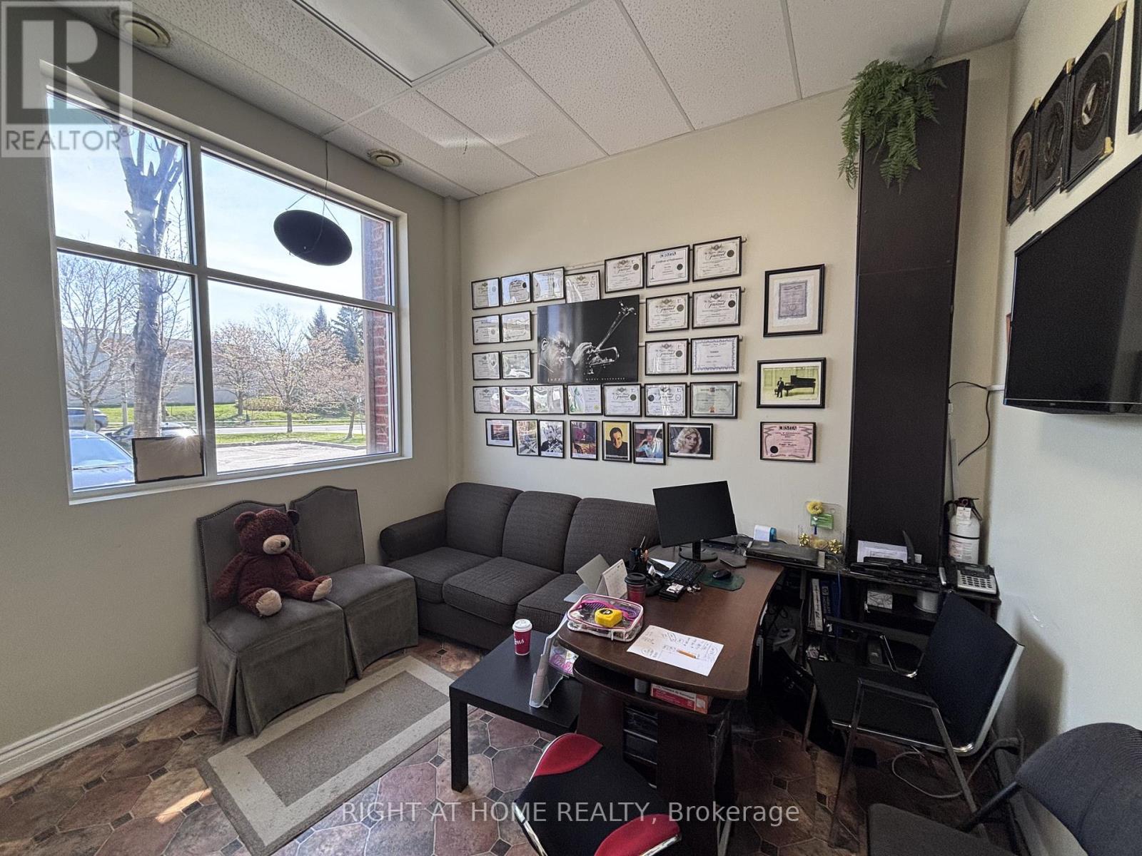 205 - 8791 Woodbine Avenue, Markham (Buttonville), Ontario  L3R 0P4 - Photo 13 - N13144028